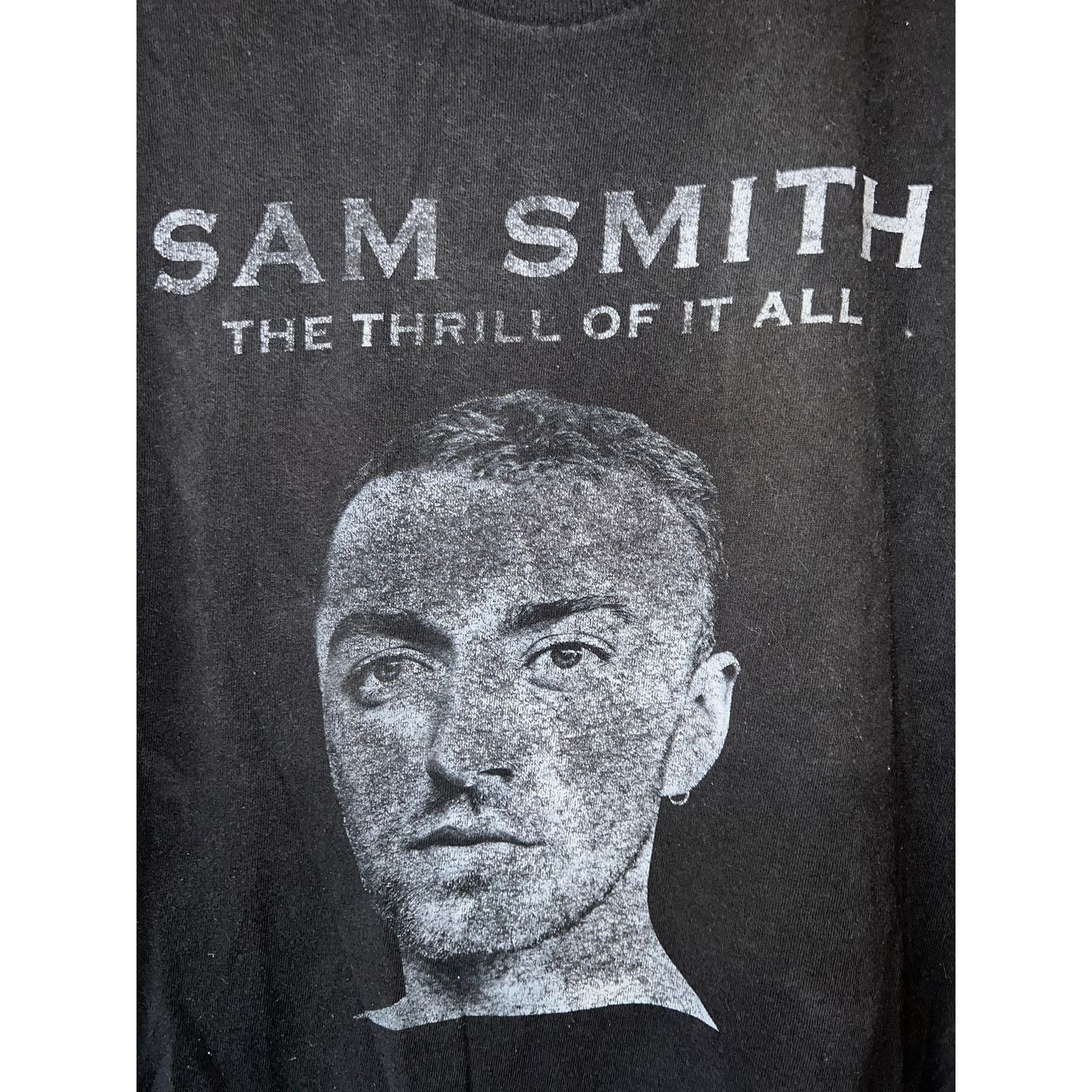 Gildan 2018 Sam Smith The Thrill Of It All Black Music Band Tee M Size US M / EU 48-50 / 2 - 3 Thumbnail