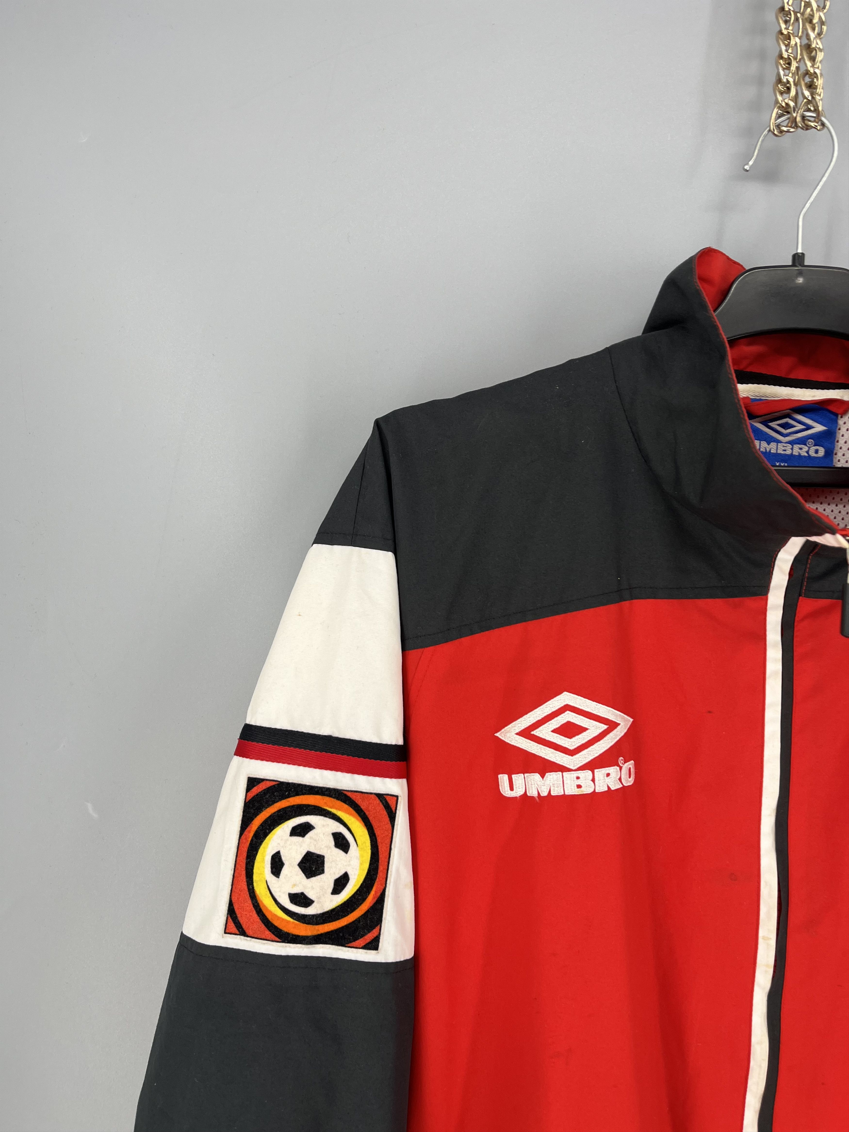 Umbro Vintage Umbro RW Oberhausen KONVENT Soccer Track Jacket Size US XL / EU 56 / 4 - 4 Thumbnail