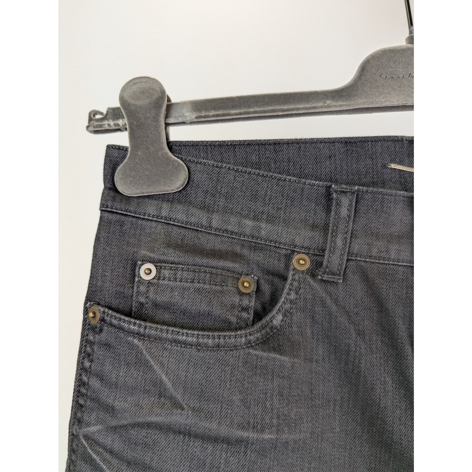 Saint Laurent Paris o1rshd1 Skinny Medium Waist Denim Jean in Black/Light Glazed Size US 29 - 6 Thumbnail