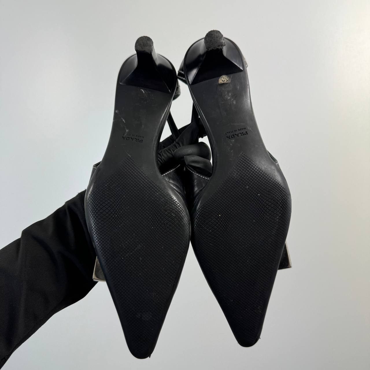Prada Vintage Prada Slingback Pointed-Toe Kitten Heel Size 35.5 EU Size US 5.5 / IT 35.5 - 12 Thumbnail