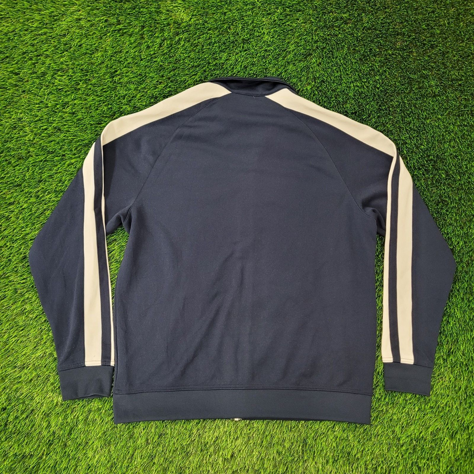 Nike Vintage Y2K NIKE Track Jacket XL Navy White Shoulder Stripe Size US XL / EU 56 / 4 - 6 Thumbnail
