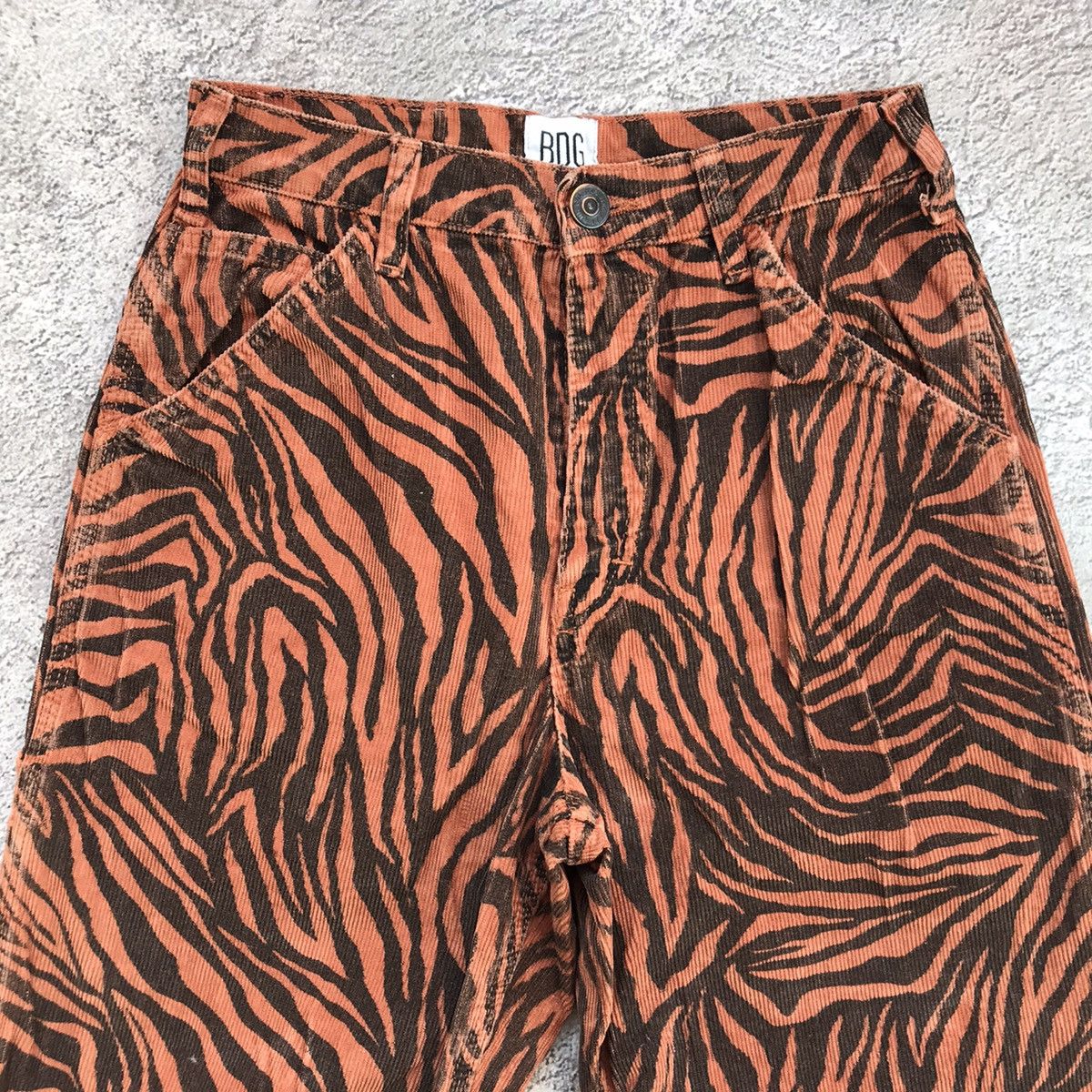 Vintage Vintage Y2K Tiger Stripe Baggy Parachute Pants Streetwear 24 Size 24" / US 00 / IT 34 - 3 Thumbnail