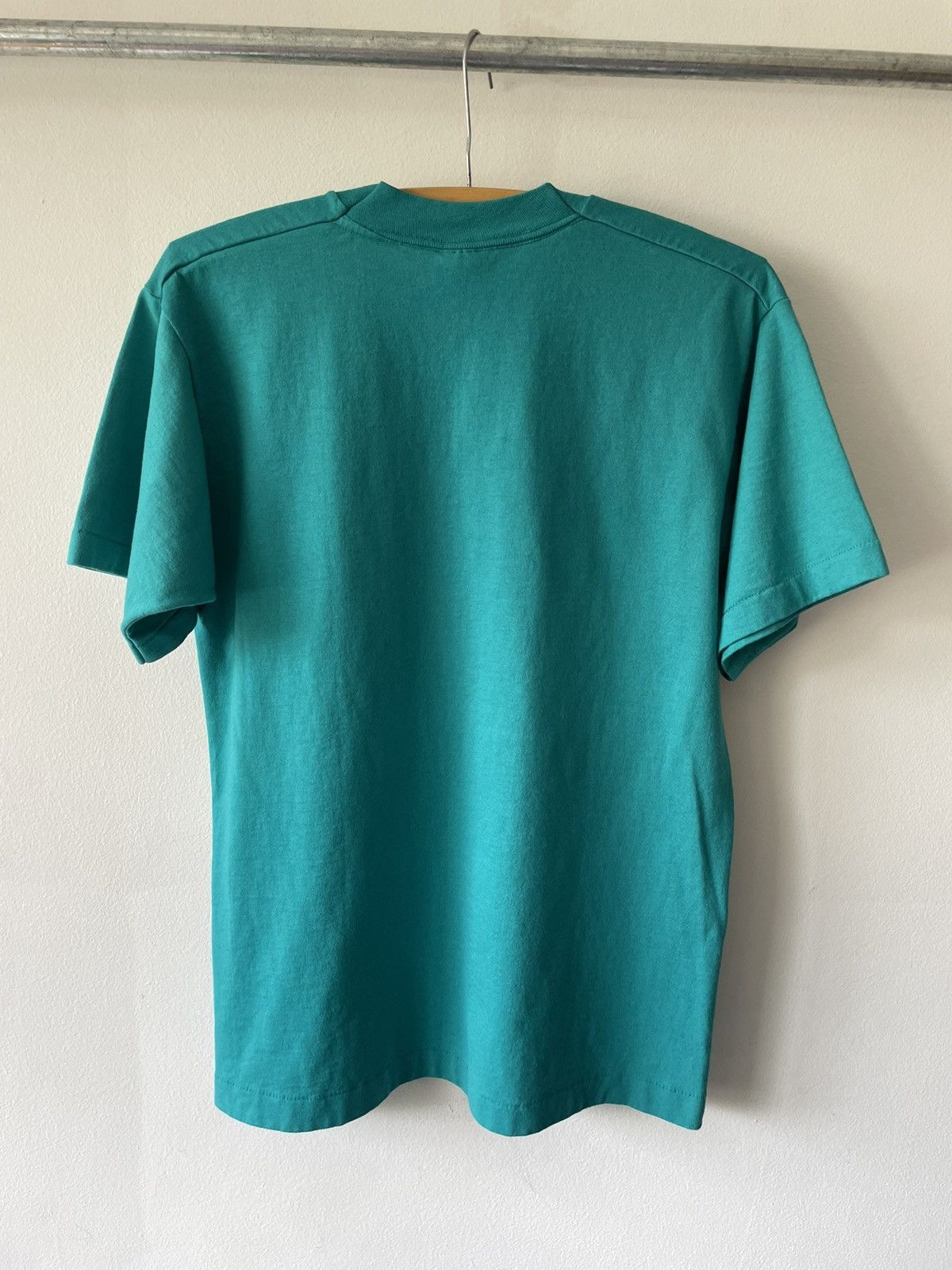 Fruit Of The Loom × Vintage Vintage 90s Alice in Wonderland I’m Late tee Size US M / EU 48-50 / 2 - 7 Thumbnail