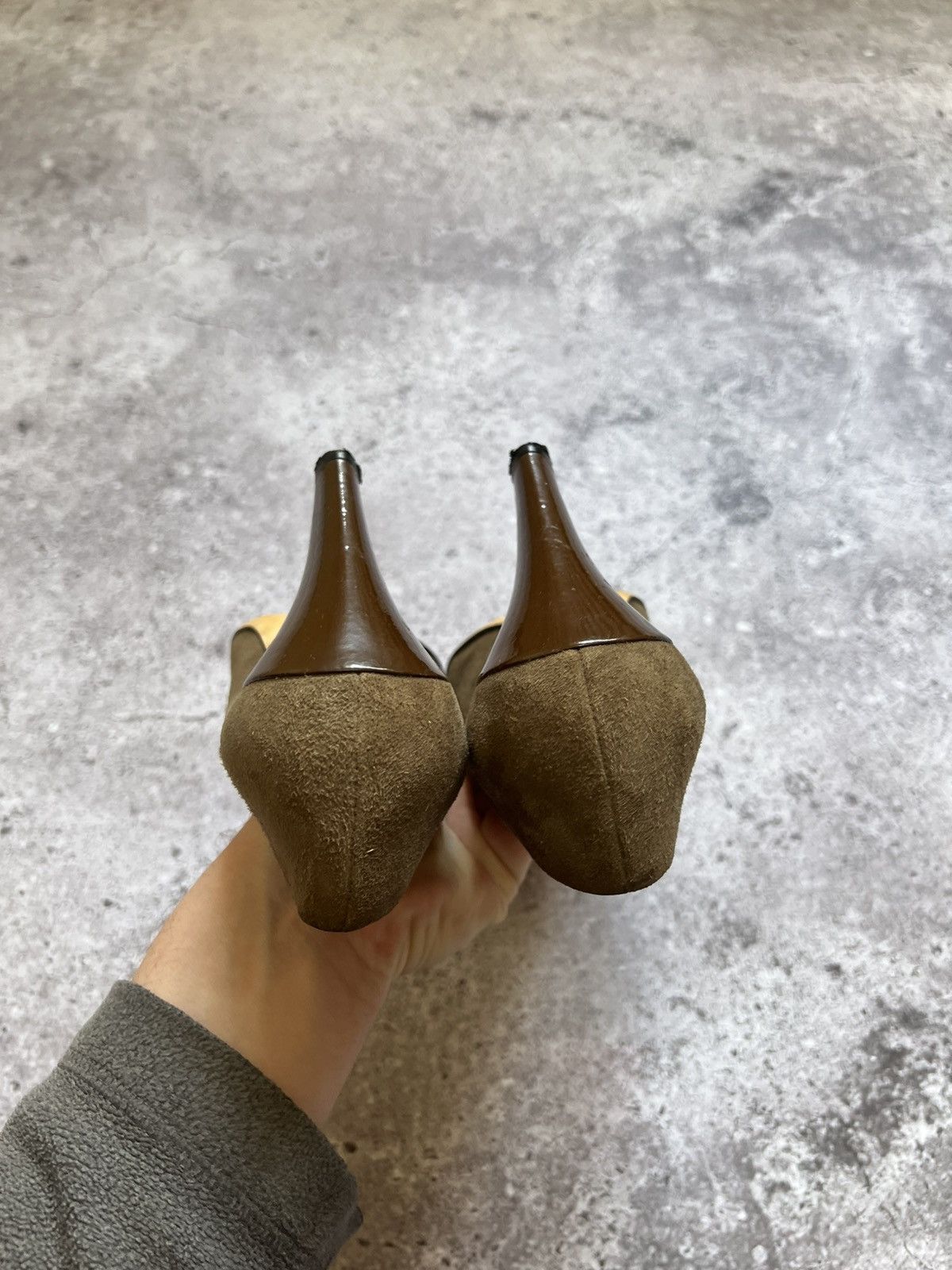 Gucci × Tom Ford × Vintage Vintage Gucci Olive Suede Heels Designer Italy Size US 7 / IT 37 - 11 Thumbnail