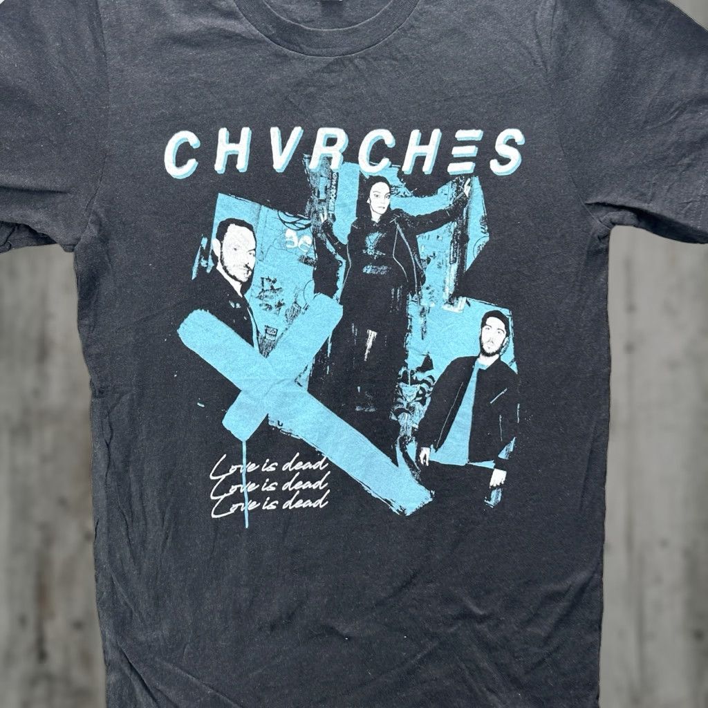 Vintage Chvrches Loves Is Dead Tour 2018 Concert T-Shirt Mens Small Graphic Print Black Love Music Synth Pop Tee Shirt Size US S / EU 44-46 / 1 - 1 Thumbnail