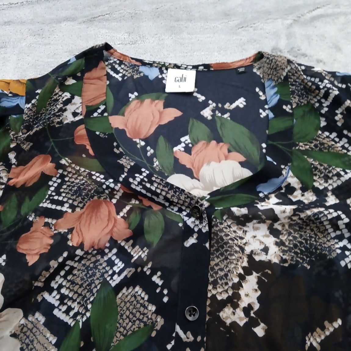 Vintage Cabi Shirt Womens Large Black Floral Sheer Long Sleeve Button Up Polyester Size L / US 10 / IT 46 - 2 Thumbnail