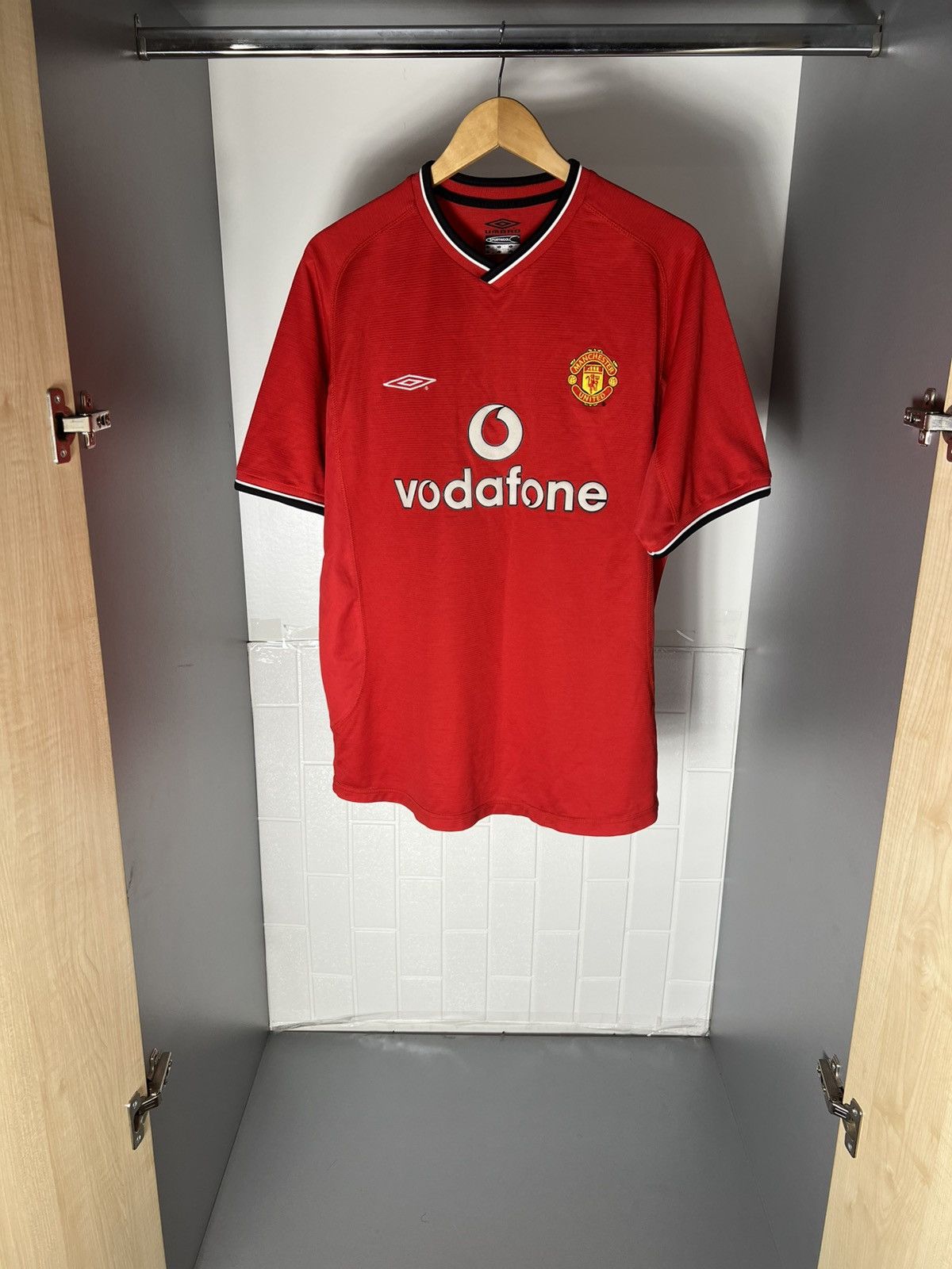 Umbro VINTAGE UMBRO FC MANCHESTER UNITED ENGLAND SOCCER JERSEY 90s Size US L / EU 52-54 / 3 - 1 Thumbnail