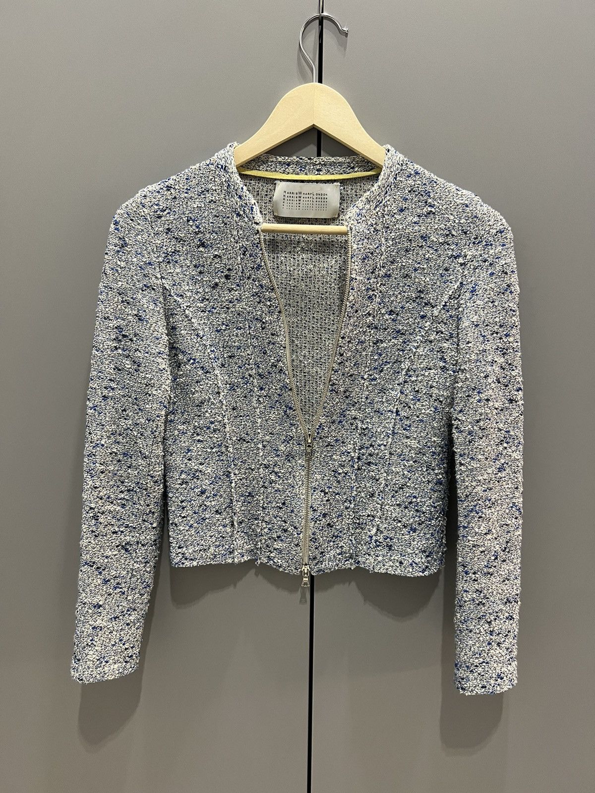 Harris Wharf London Textured Zip Jacket Cropped Minimalist in Gray, Women's — image 3 of 6