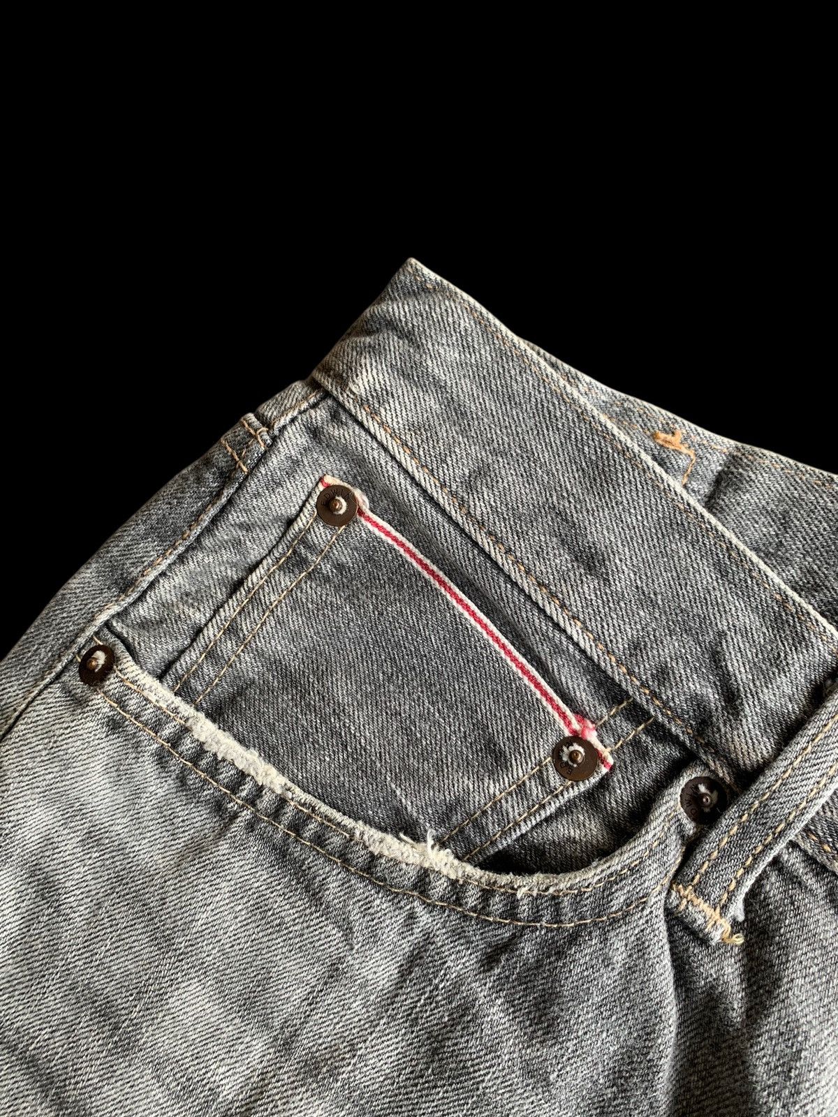 If Six Was Nine VINTAGE EDWIN 505S SELVEDGE FADED DISTRESSED SHORT DENIM Size US 32 / EU 48 - 11 Thumbnail