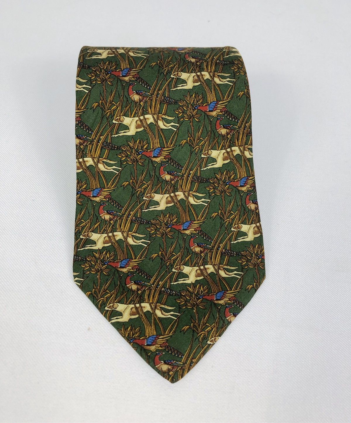 Salvatore Ferragamo Rare Vintage Salvatore Ferragamo Dog / Birds Motive Silk Tie Size ONE SIZE - 1 Thumbnail