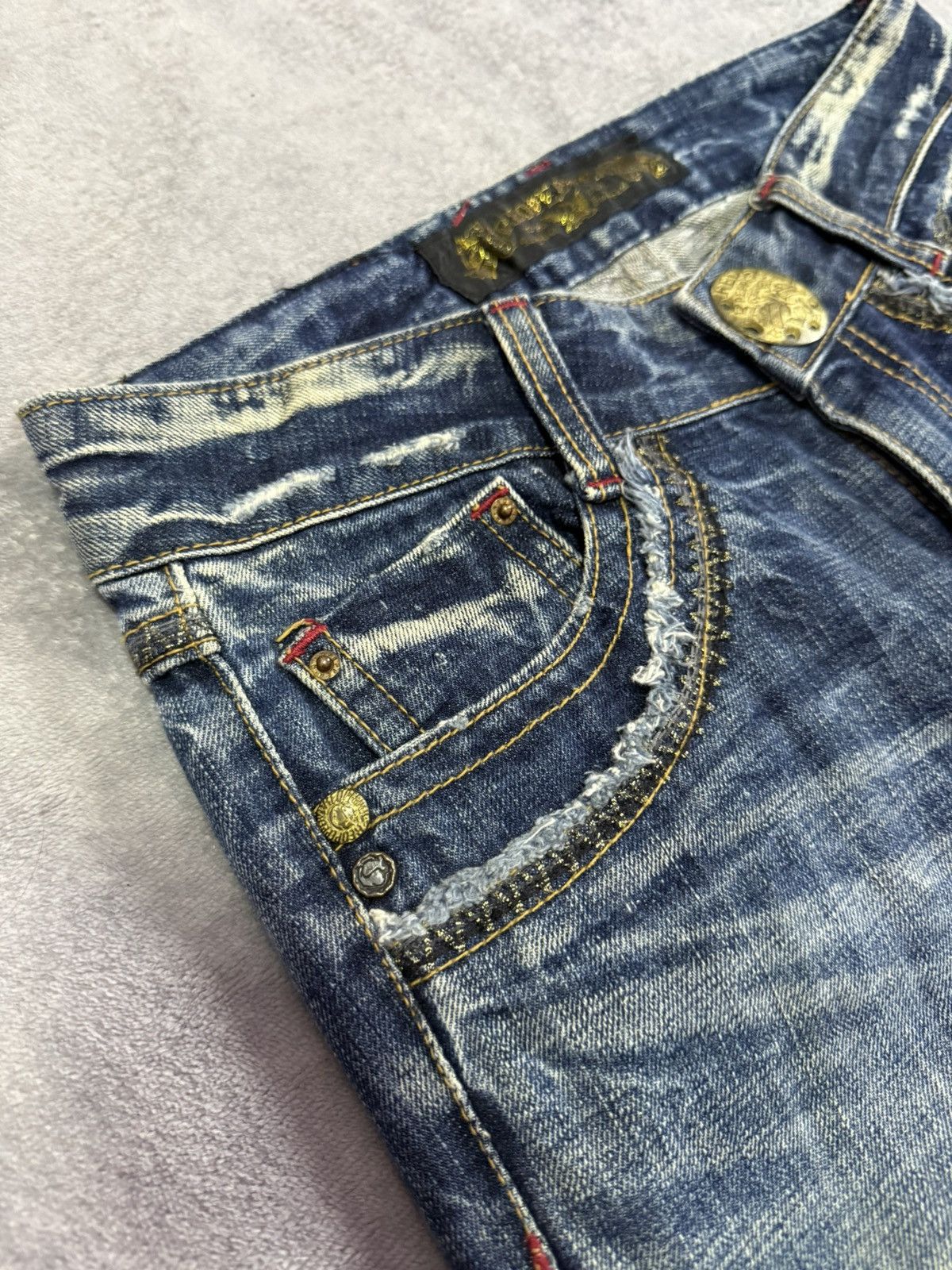 Japanese Brand × Vintage Red Pepper Japan Embellished Studded Shadow Wash Flare Jeans Size US 28 / EU 44 - 18 Thumbnail