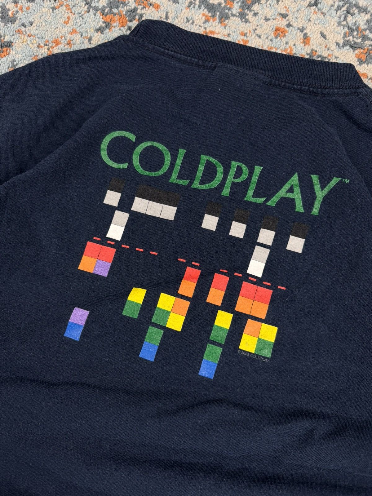 Band Tees × Vintage Vintage 90s Coldplay graphic band tee distressed paint fade Size US S / EU 44-46 / 1 - 6 Thumbnail