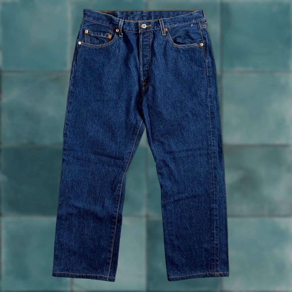 Levi's VINTAGE Levi's 501 Jeans Men 36x33 Straight Leg Dark Wash 90s Y2K Classic Denim Size US 36 / EU 52 - 1 Thumbnail