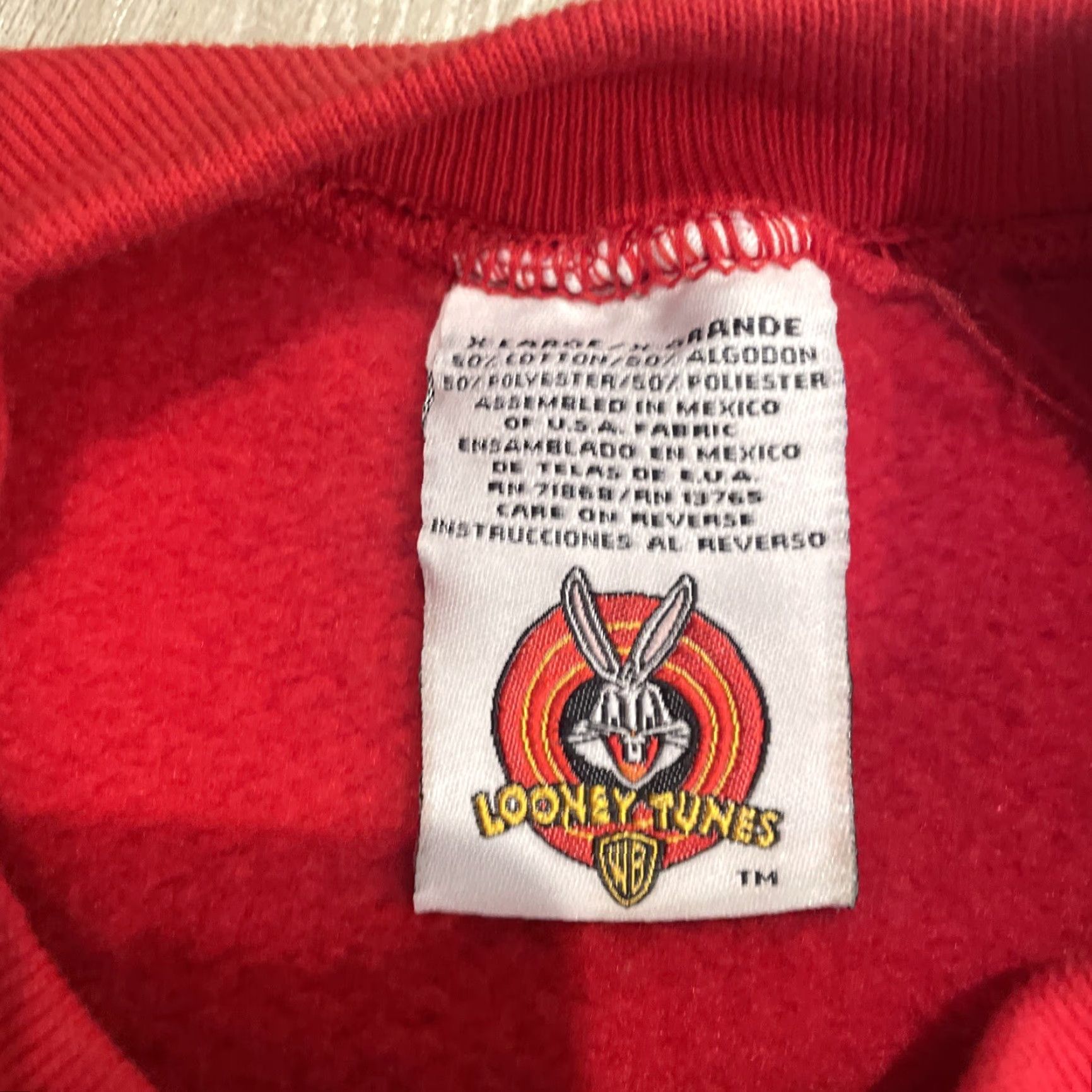 Vintage VINTAGE Looney Tunes Tweety Bird Sylvester Sweater Red XL Sweatshirt Pullover Unisex Adults Crew Neck Long Sleeve Graphic Print (What Part Of) Size US XL / EU 56 / 4 - 6 Thumbnail