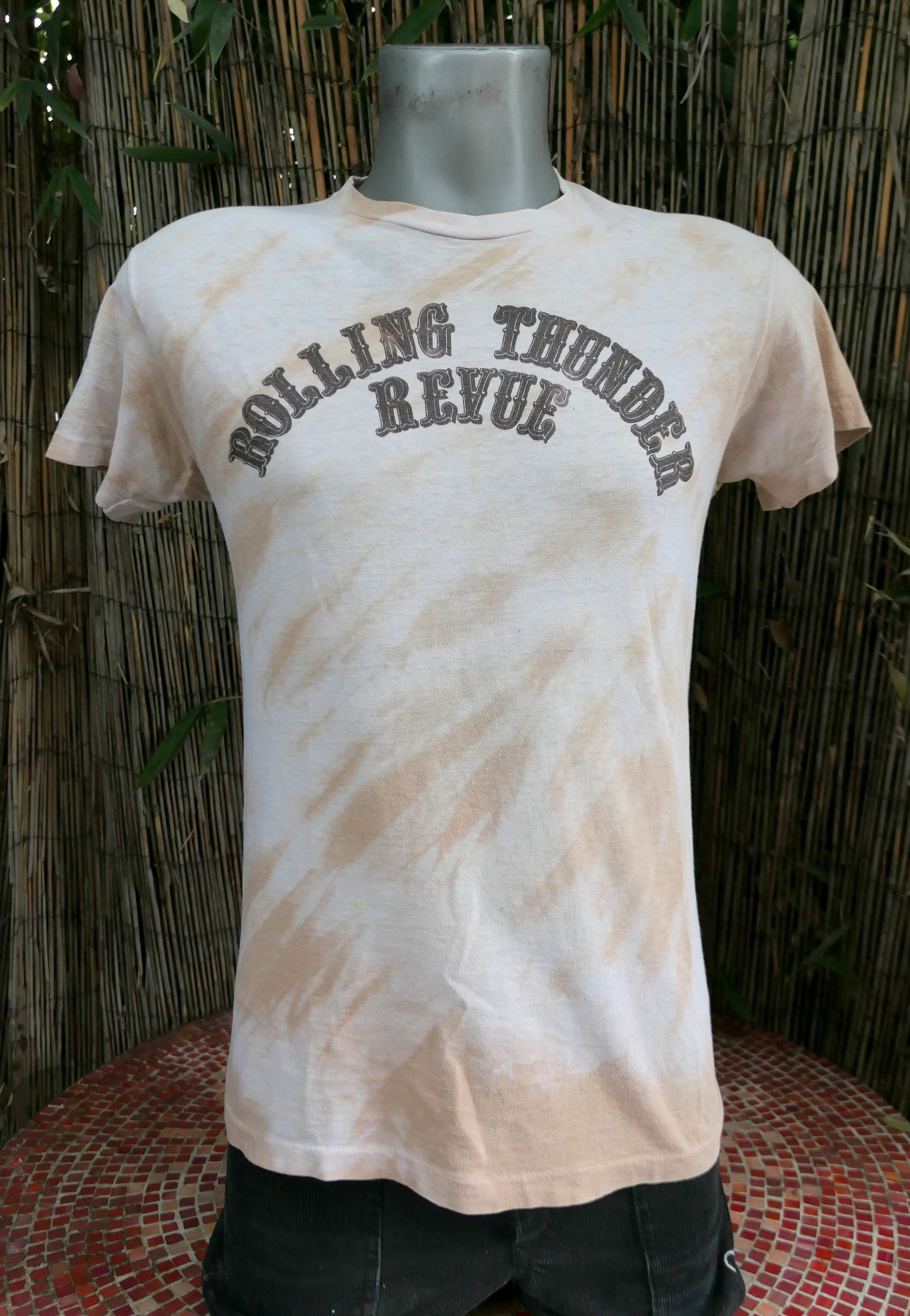 Vintage Vintage 1975 BOB DYLAN Rolling Thunder Review T Shirt Medium Size US M / EU 48-50 / 2 - 1 Thumbnail