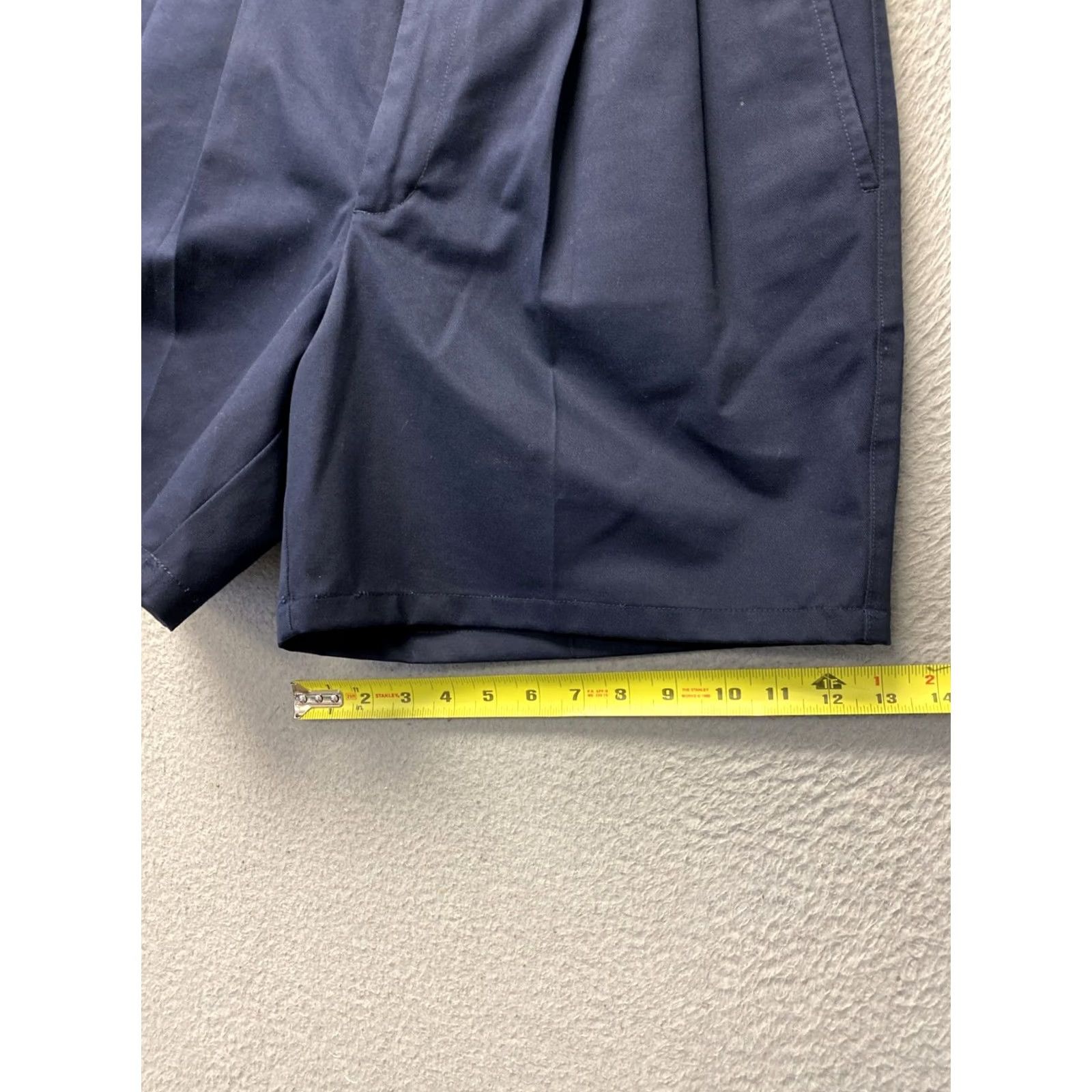 Nordstrom John W Nordstrom Men’s Navy Pleated Shorts 34 Chino Casual Travel 9in Inseam Pacific Kad Navy Size US 34 / EU 50 - 5 Thumbnail