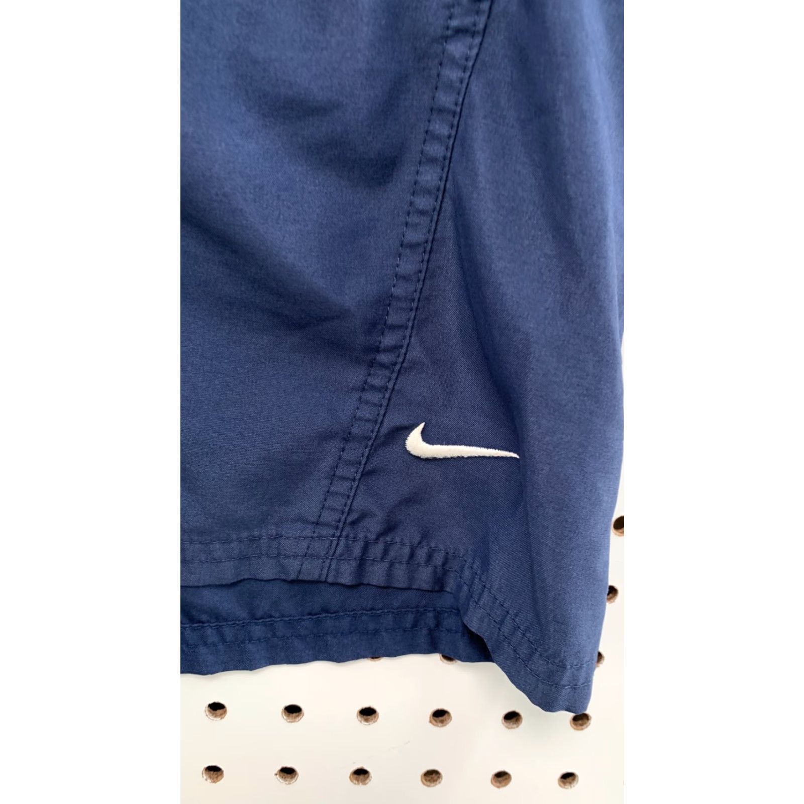 Nike Vintage Nike Shorts Navy Blue White Emrborider Spell Out Swoosh Mens 2XL 37x7 Size US 39 - 4 Thumbnail