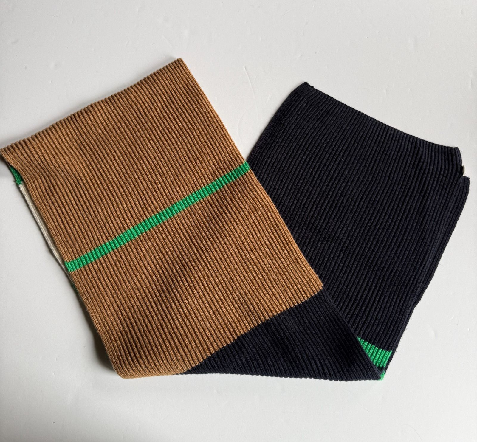 Cos COS Ribbed Color Block Oversized Scarf - Navy Camel Green Size ONE SIZE - 2 Thumbnail