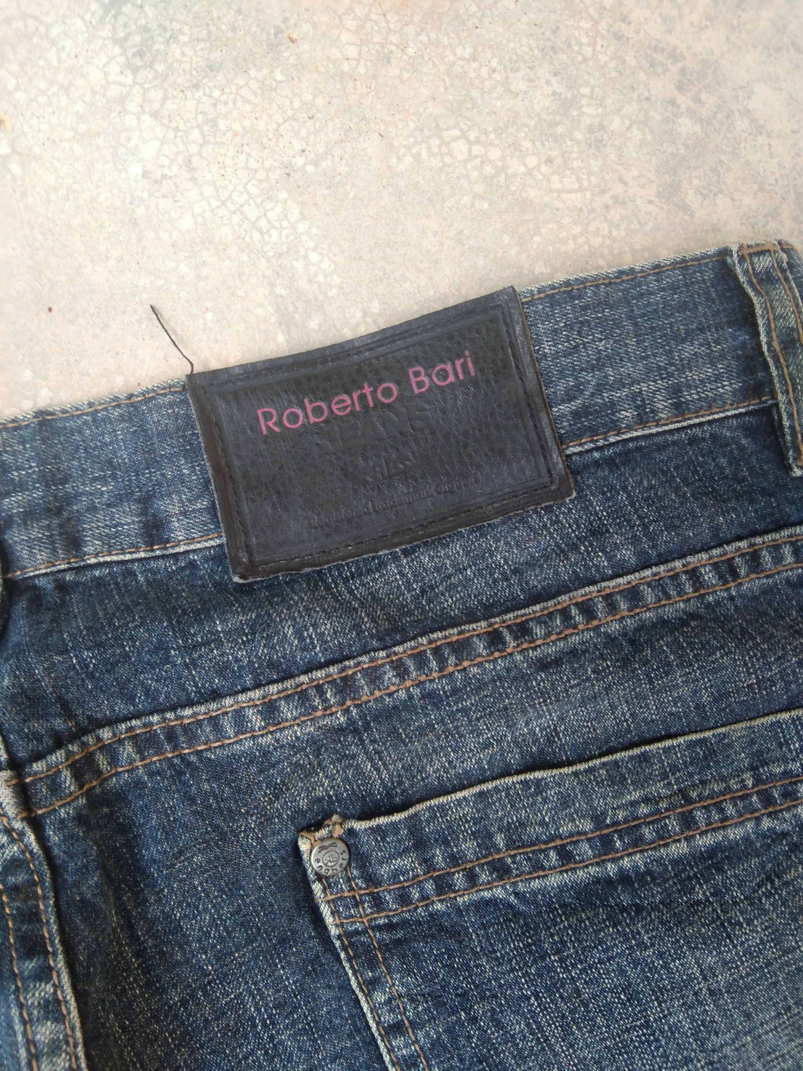 Vintage Vintage Washed Roberto Bari Straight Leg Jeans 36x32 Size US 36 / EU 52 - 3 Thumbnail