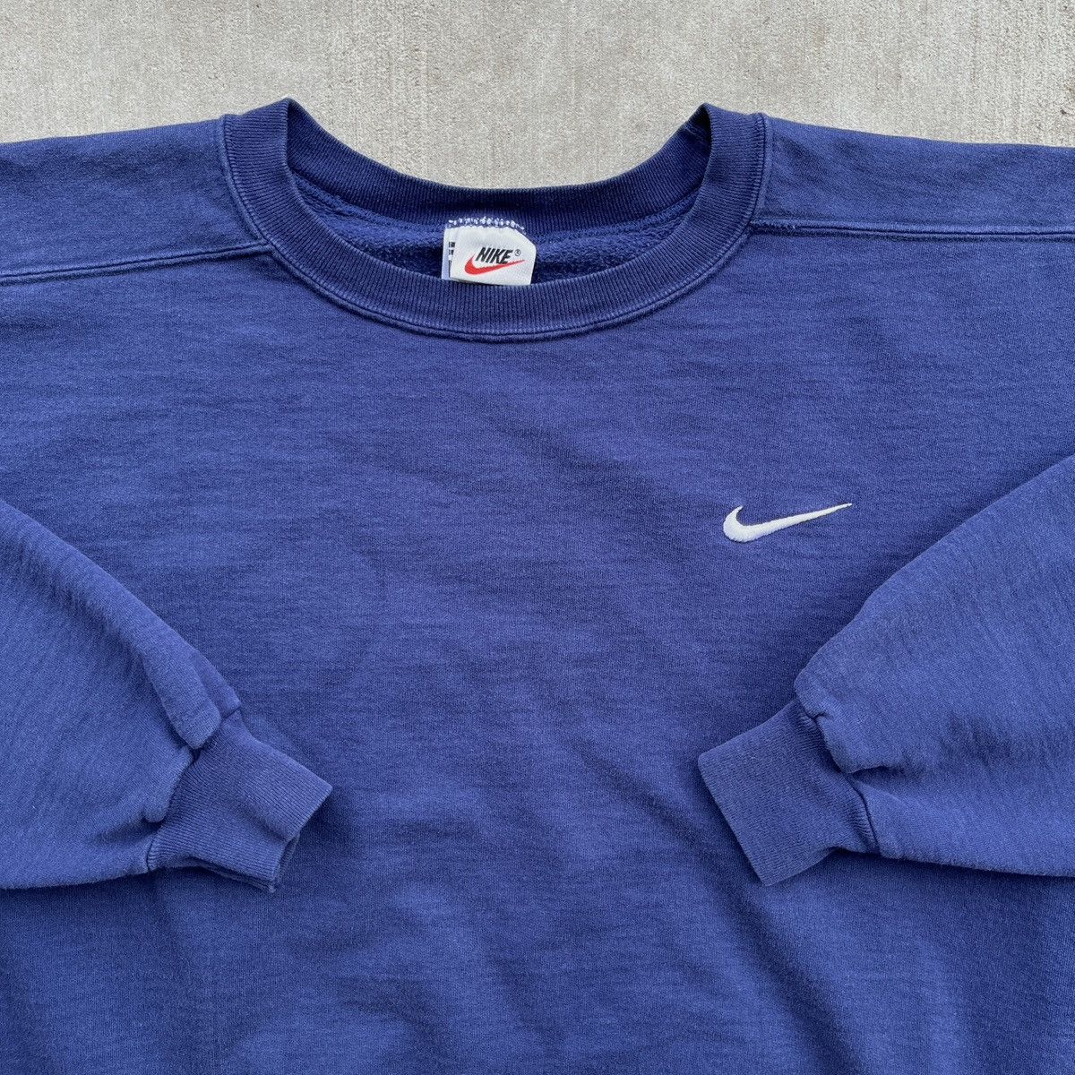 Vintage Vintage Nike Crewneck Size US L / EU 52-54 / 3 - 3 Thumbnail