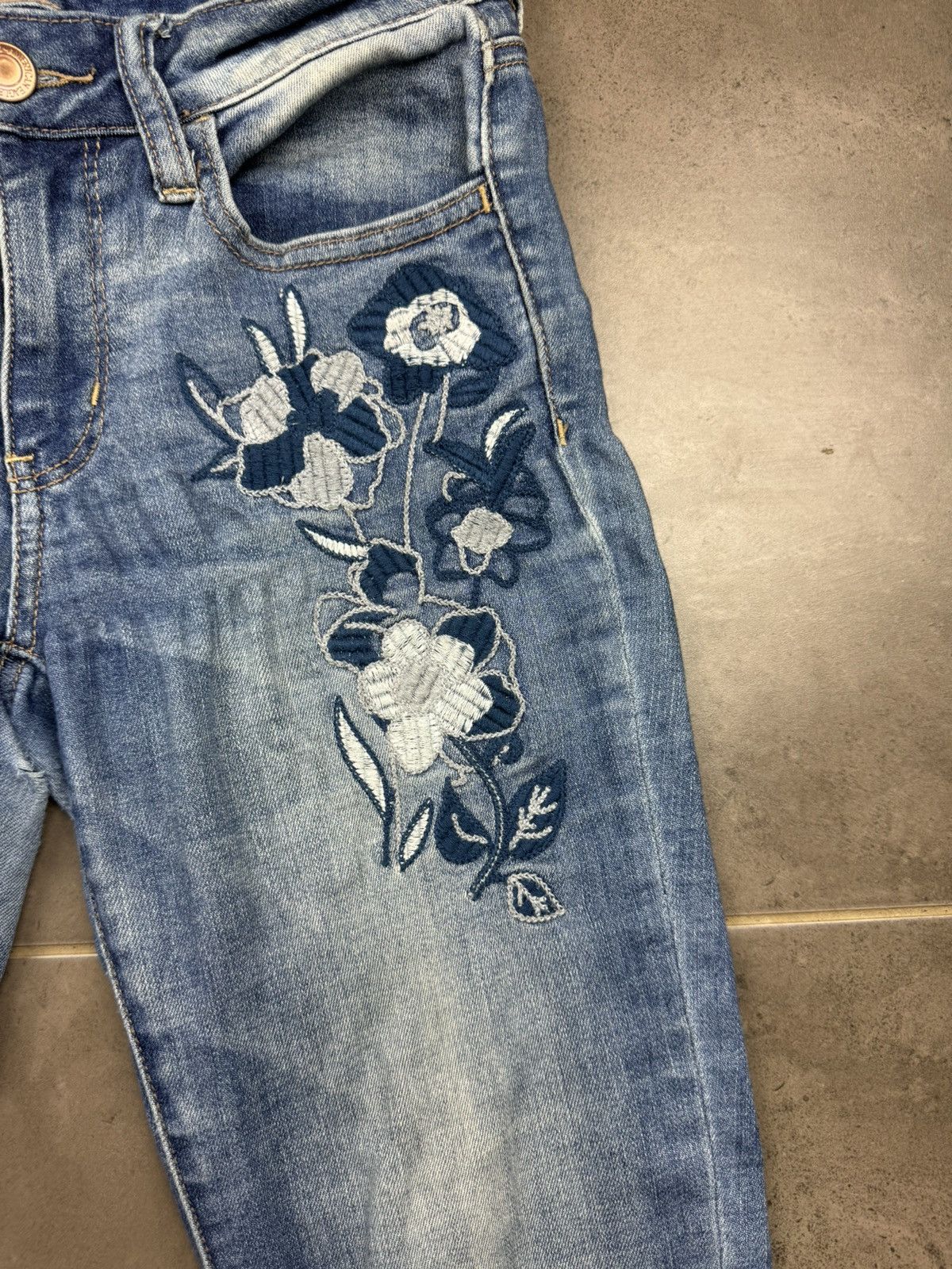American Eagle Outfitters American Eagle women jeans Size 28" / US 6 / IT 42 - 3 Thumbnail