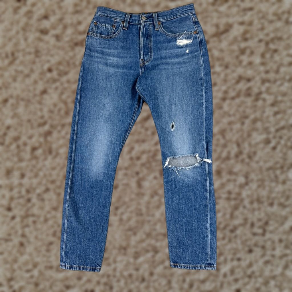 Levi's Vintage Levi's 501 XX Jeans Women Adult Medium Blue Denim Straight Fit Distressed Button Fly Size 27" / US 4 / IT 40 - 1 Thumbnail