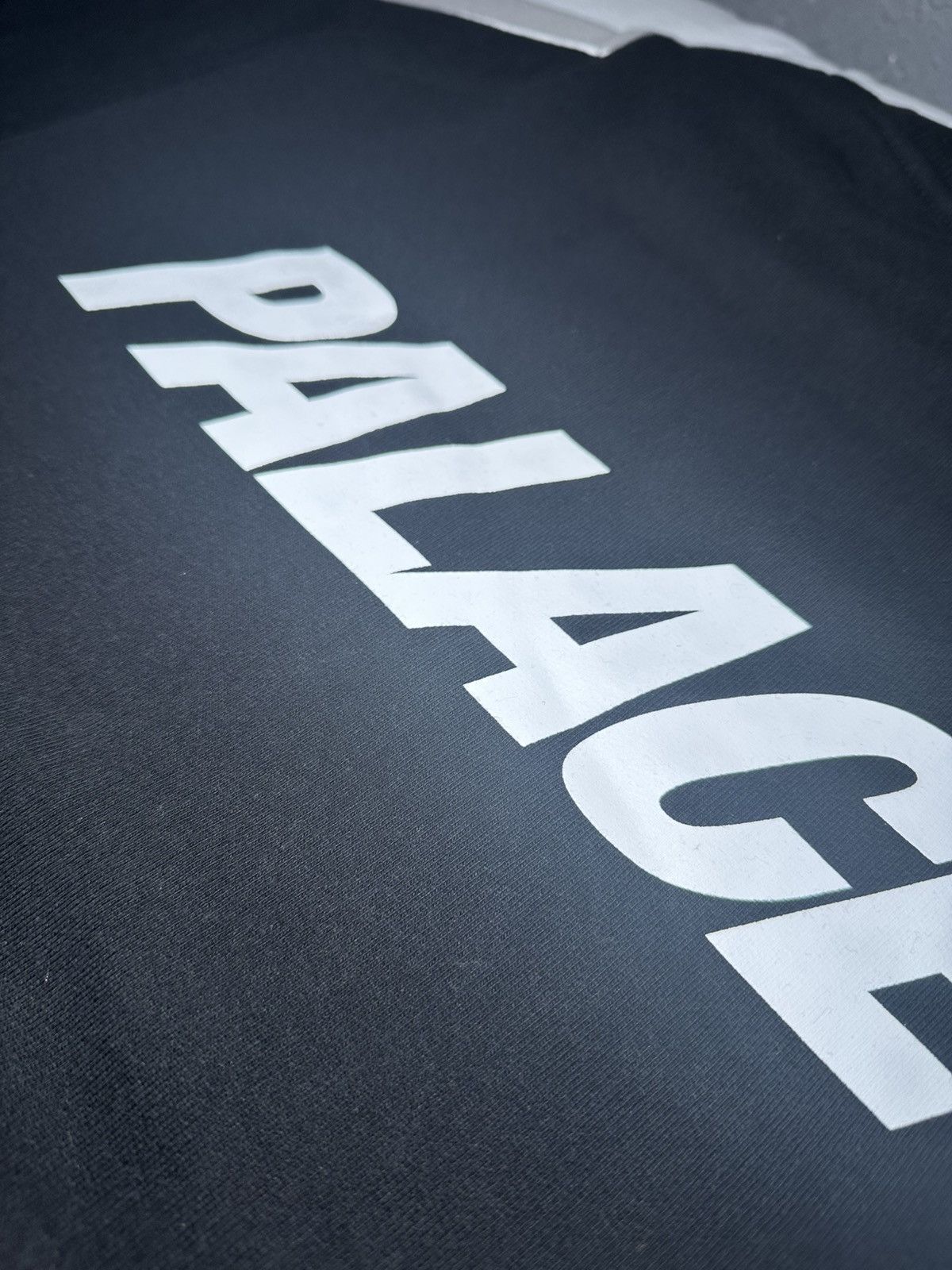Palace Pro Team 02 Crew Black Sweatshirt Size Medium Palace Pro Team 02 Crew Black Sweatshirt Size Medium