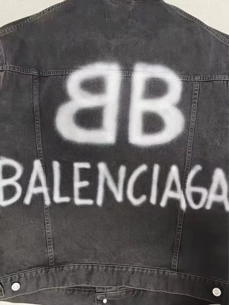 Balenciaga Balenciaga Painted Graffiti Double B Luminous Denim Jacket Size US XS / EU 42 / 0 - 3 Thumbnail