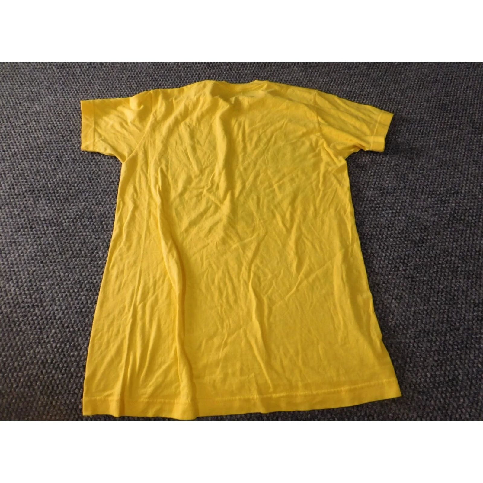 Logo 7 Wu-Tang Shirt Mens Small Logo Graphic Tee 90s 2000s Yellow Cotton Crew Neck Short Sleeve Classic Logo Mens Size US S / EU 44-46 / 1 - 7 Thumbnail