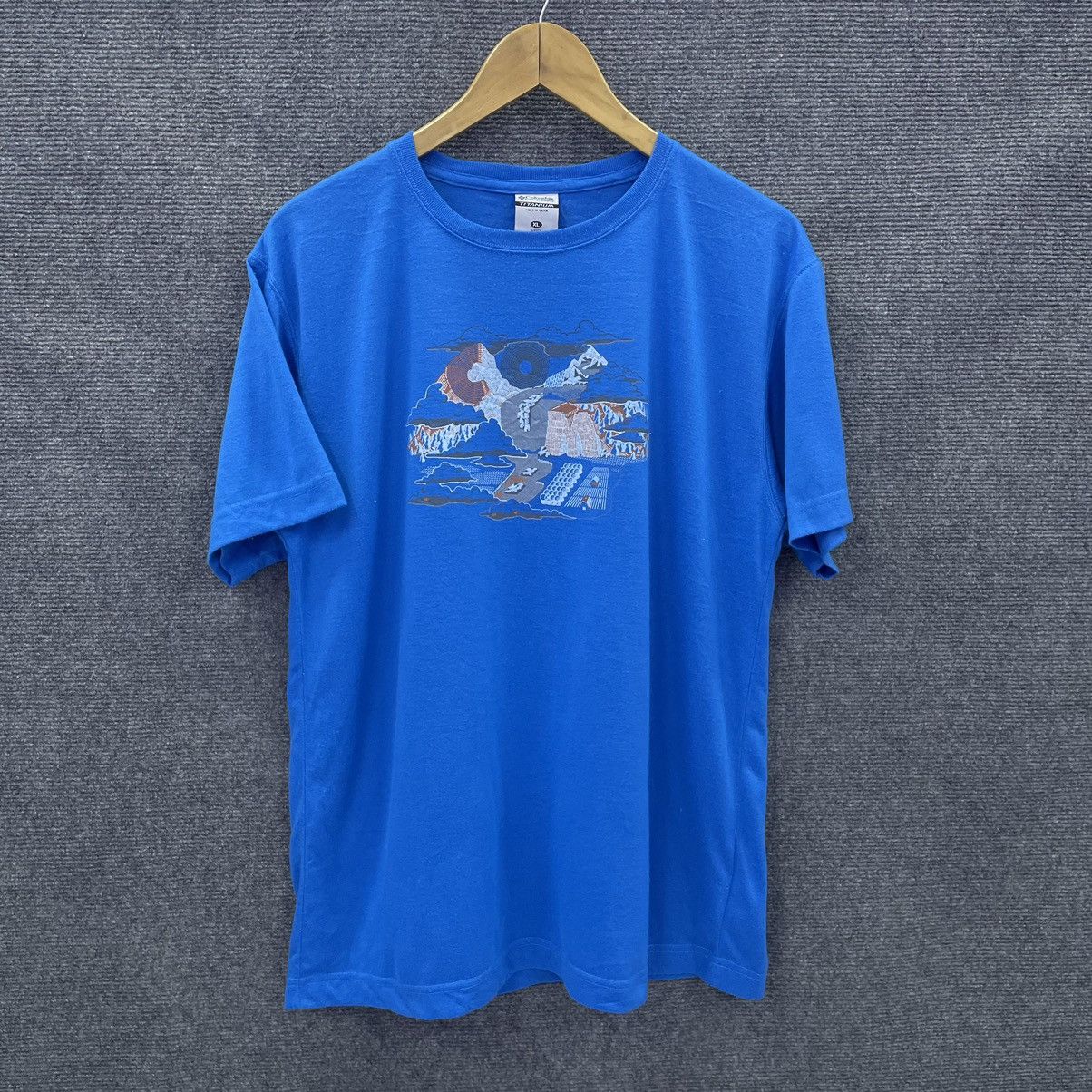 Columbia × Vintage Outdoor Brand x Columbia Titanium Mens T Shirt Size US L / EU 52-54 / 3 - 1 Thumbnail