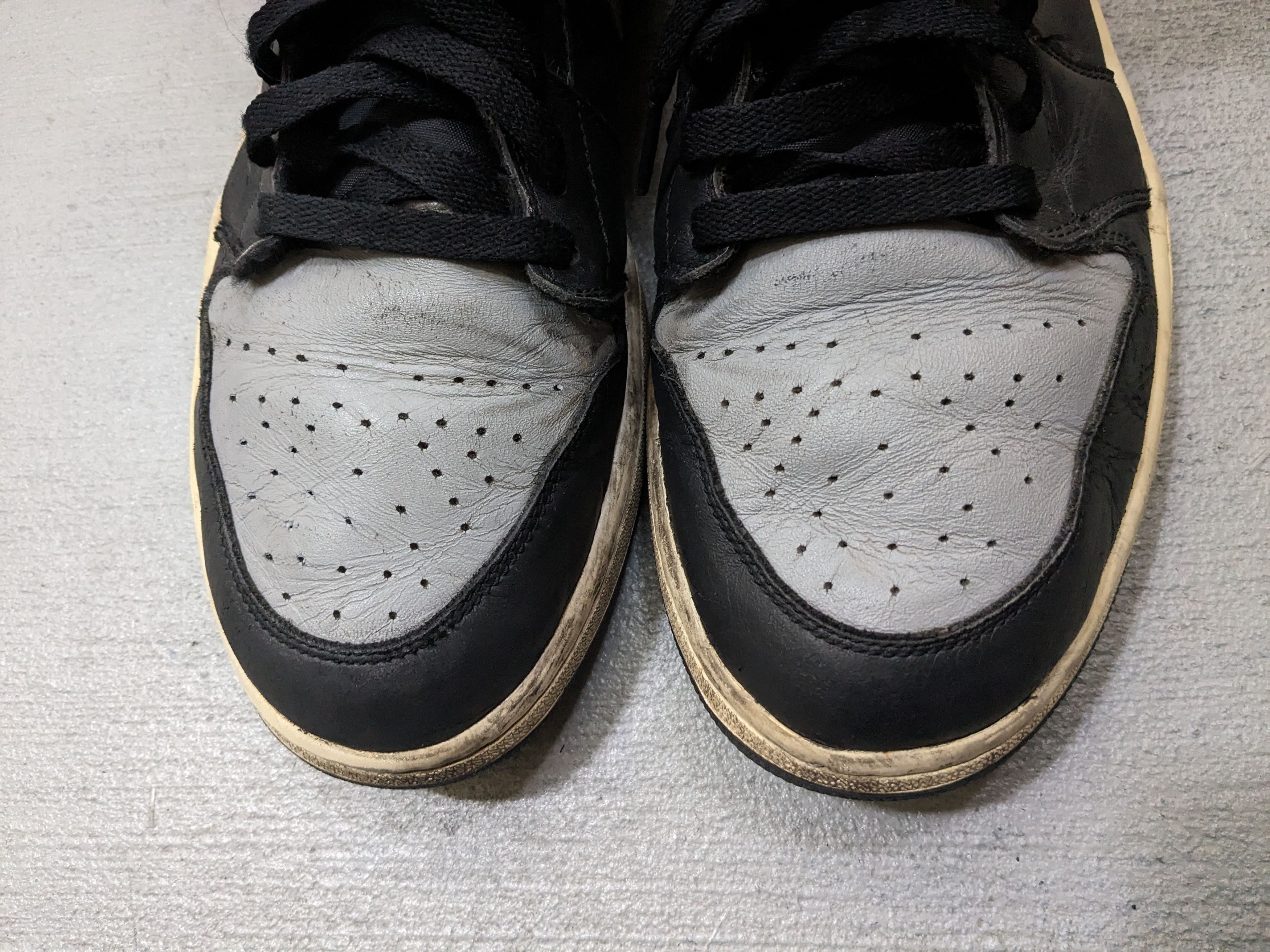 Jordan Brand Nike Air Jordan 1 Retro High OG Shadow 13 555088-014 Size US 13 / EU 46 - 5 Thumbnail