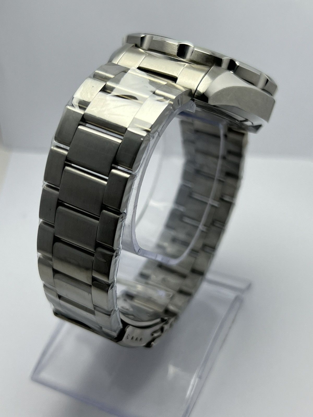 Seiko Seiko Sports Automatic Directional Bazel Day/Date Japan Size 44 - 8 Thumbnail