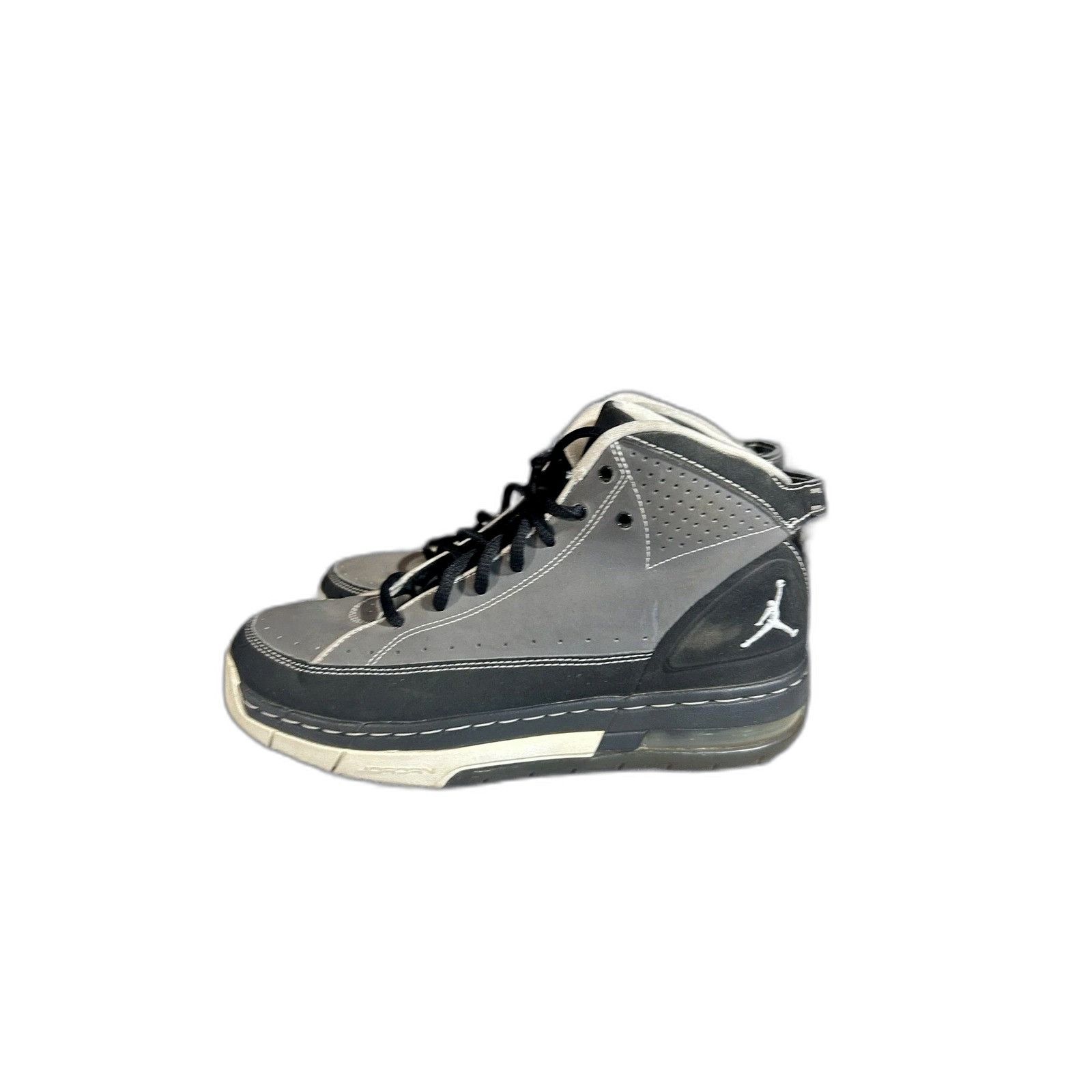 Jordan Brand Jordan Flight School 2010 Boys Shoes 5.5Y 395628-010 Gray Size US XXS / EU 40 - 6 Thumbnail