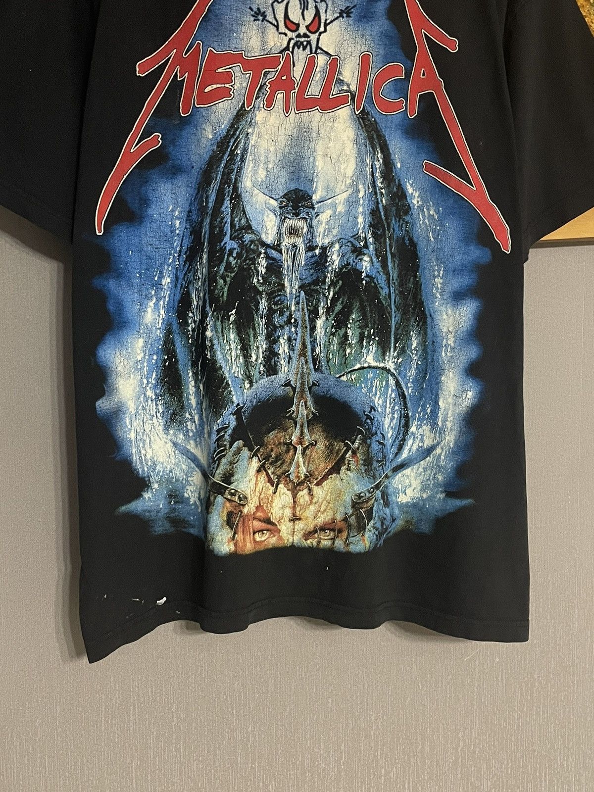 Band Tees Crazy Rare Vintage 90s Metallica Demon Skull AOP T-shirt Size US XL / EU 56 / 4 - 5 Thumbnail