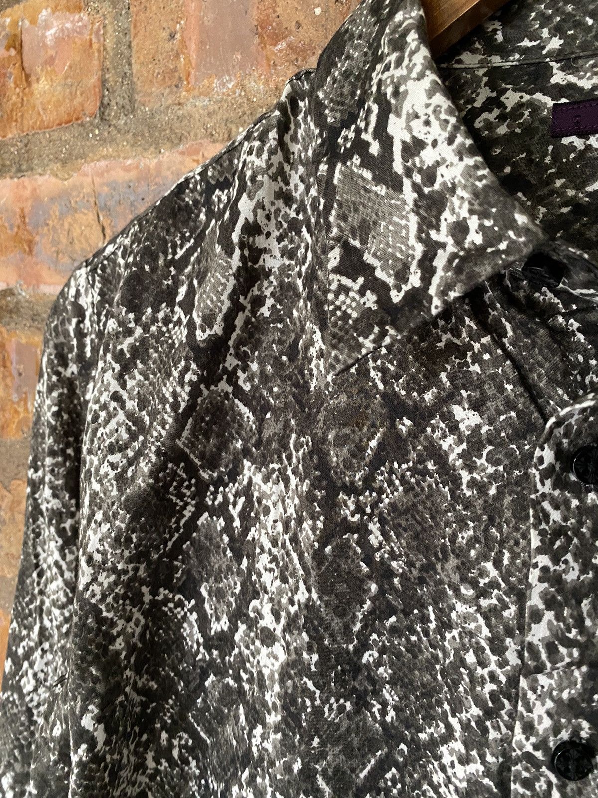 Obelisk Custom Culture Japan snake python button up Size US S / EU 44-46 / 1 - 7 Thumbnail