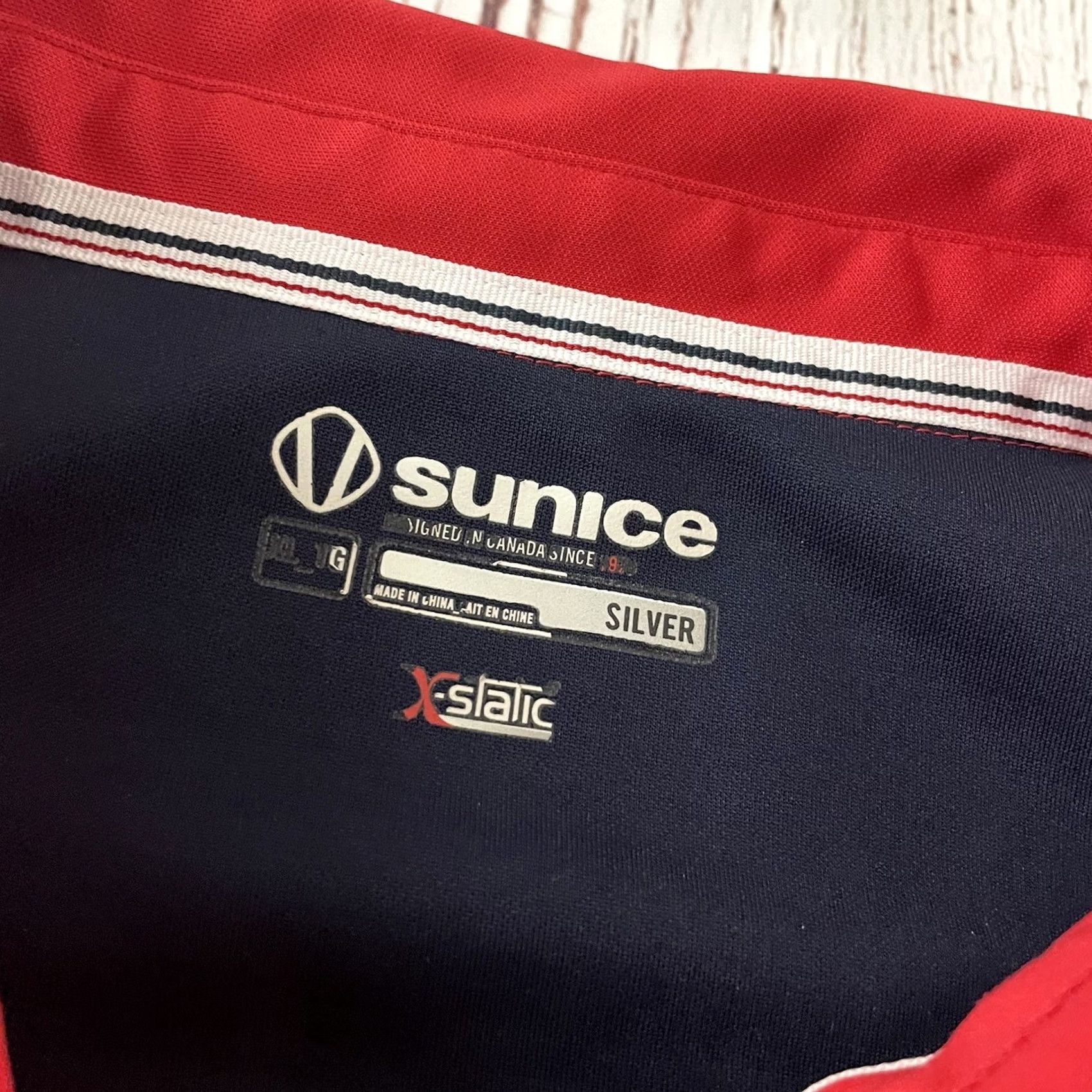Vintage Sunice Polo Shirt Mens XL Red Inverness Golf Club Short Sleeve Button-Up Cotton Shirt Size US XL / EU 56 / 4 - 2 Thumbnail