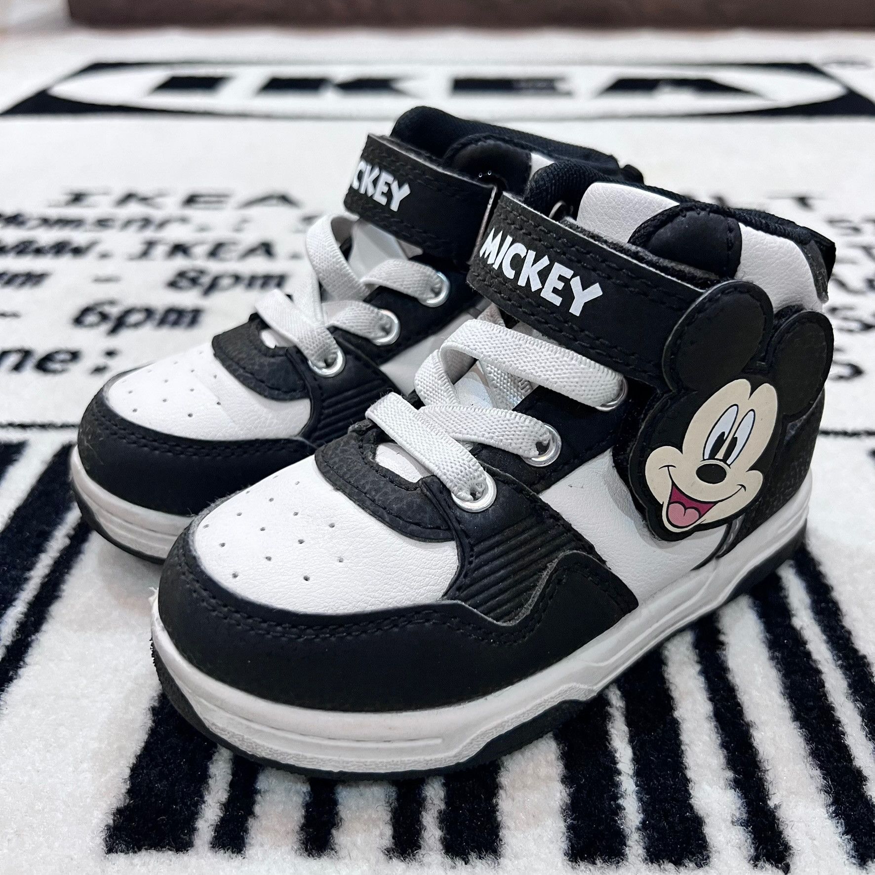 Disney Disney Mickey Logo High Top Velcro Strap Toddler Shoes Size US 8 / EU 41 - 1 Thumbnail