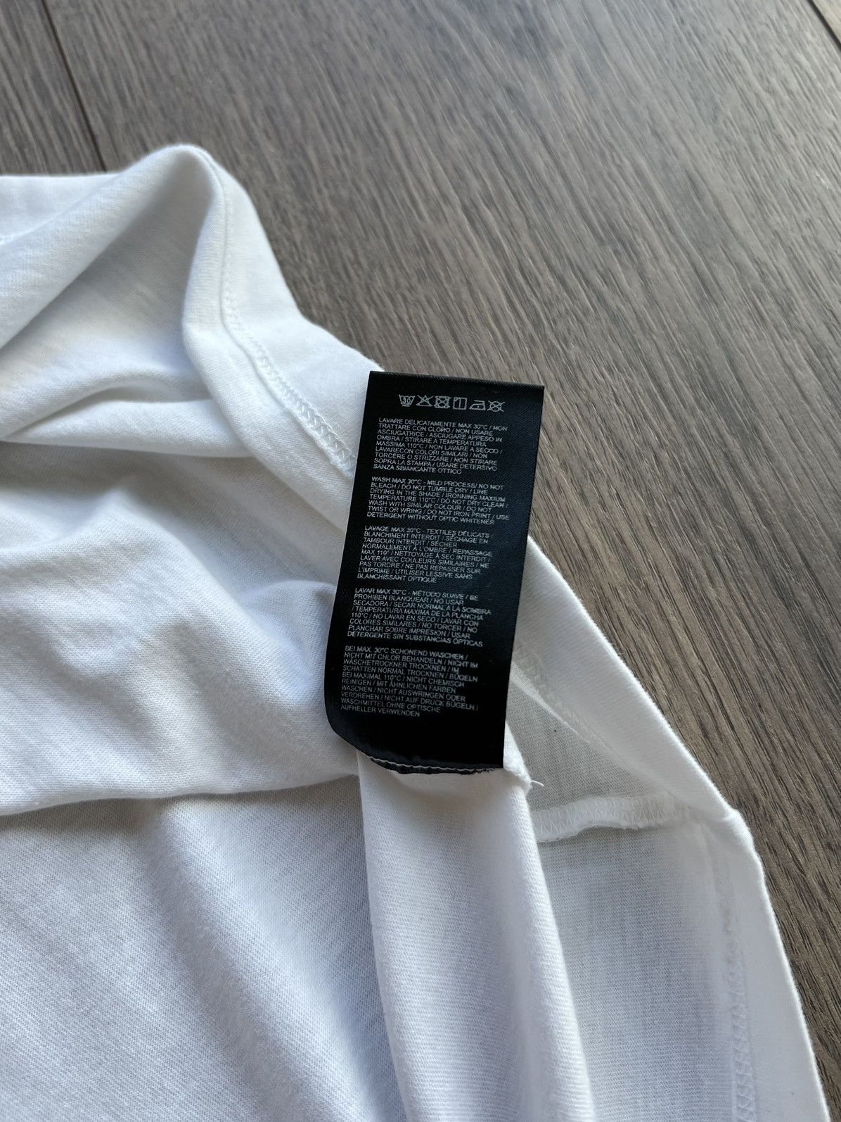 Raf Simons Raf Simons The Others T-Shirt Small Size US S / EU 44-46 / 1 - 6 Thumbnail