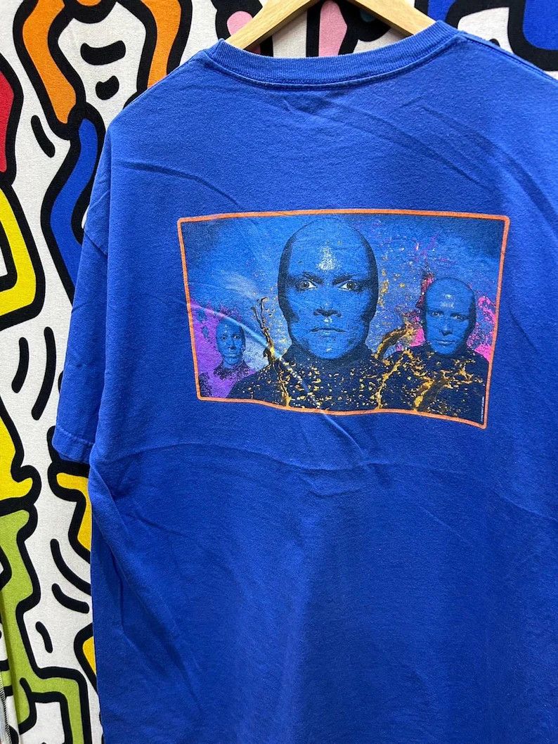 Band Tees Vintage 2000s Blue Man Group Band tshirt size XL Size US XL / EU 56 / 4 - 1 Thumbnail