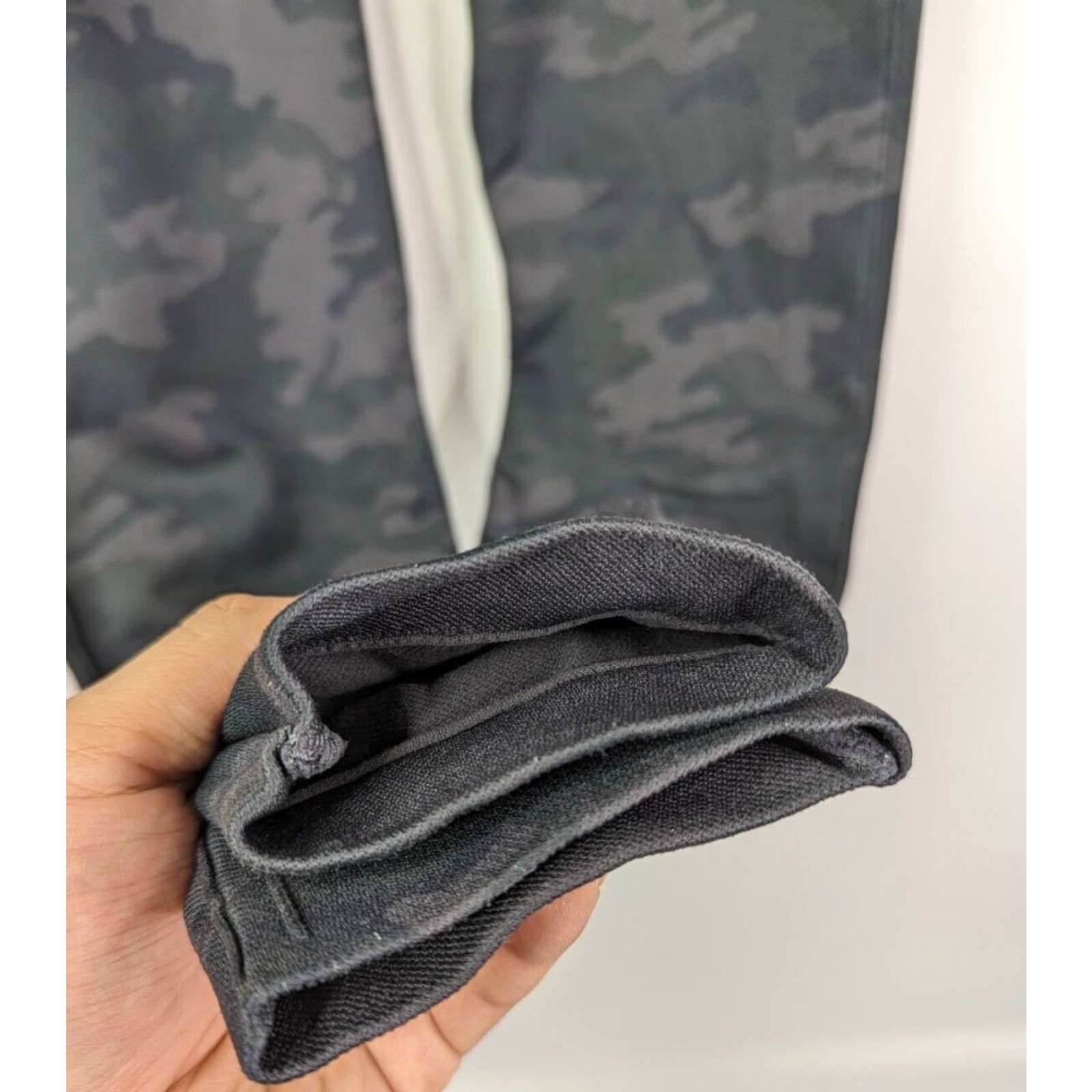 Spanx Spanx Leggings Women Large Black Gray Camo Look At Me Now Seamless Stretch Activewear Gym & Training Running Size 36" / US 14 / IT 50 - 3 Thumbnail