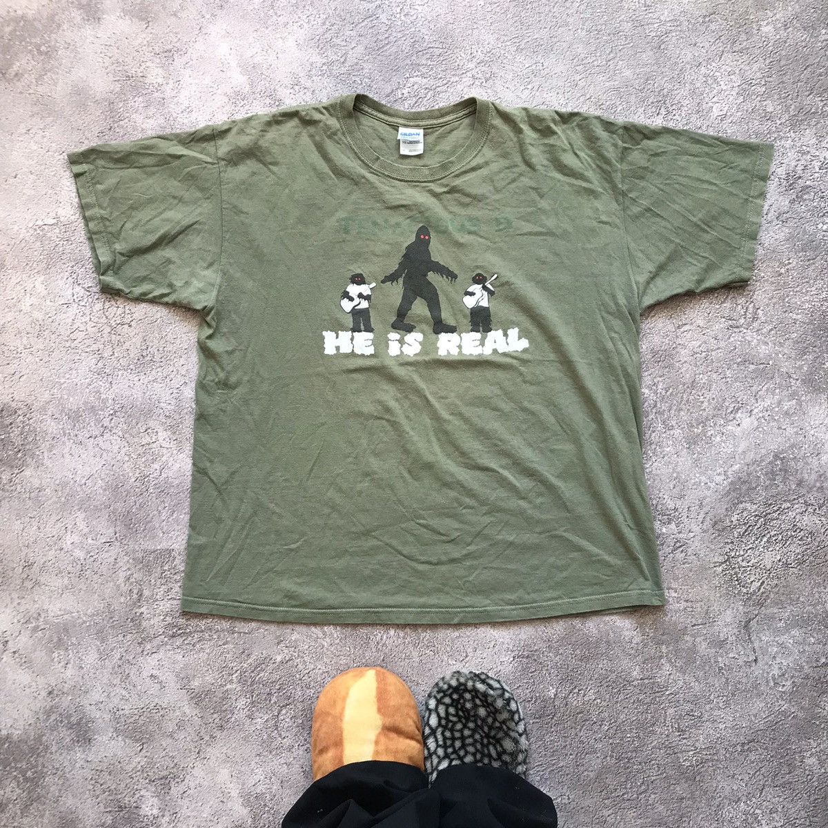 Vintage Vintage Y2K Graphic Tee He Is Real Horror Skate Grunge XL Size US XL / EU 56 / 4 - 1 Thumbnail