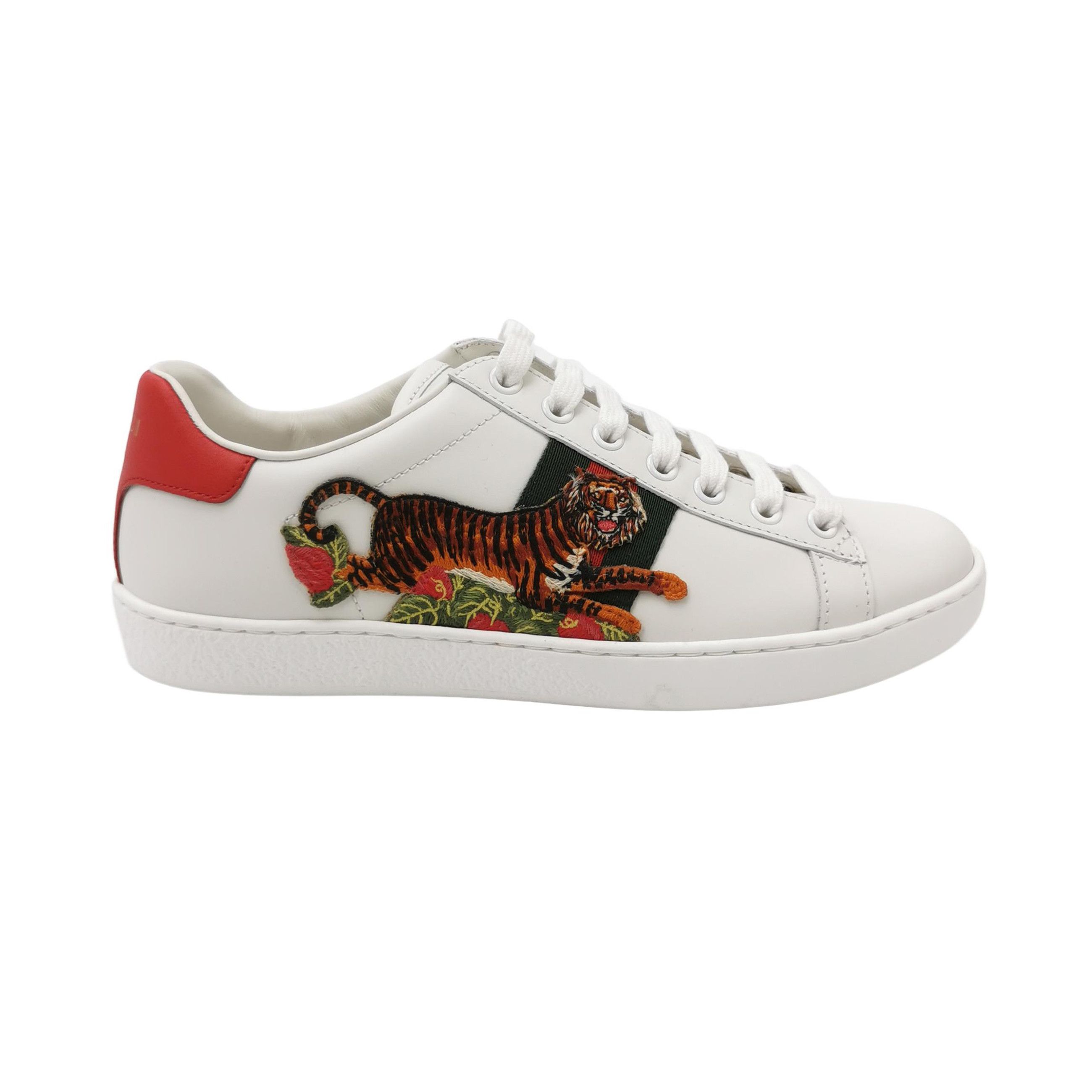 Gucci Gucci Women 6 Lowtop Sneakers Size US 6 / IT 36 - 1 Thumbnail