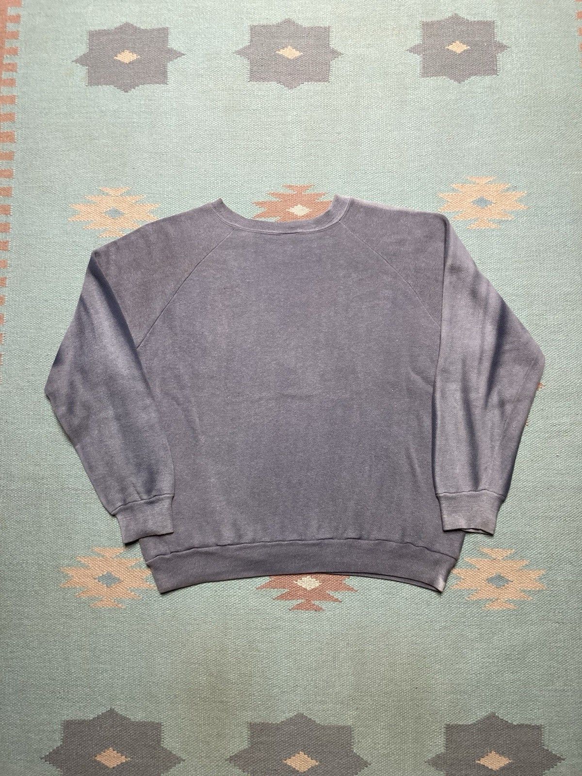 Vintage 60s crewneck sweatshirt blank sun faded blue gradient L/XL Size US XL / EU 56 / 4 - 9 Thumbnail