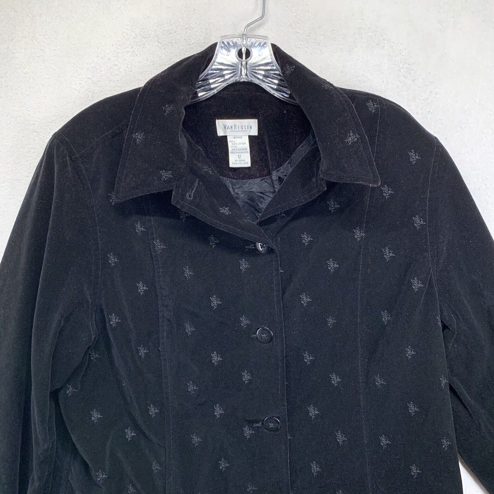 Van Heusen Van Heusen Velvet Jacket Women’s Size 12 Black Floral Embroidered Lined Button Closure Gothic Dark Academia 80s 90s Womens Size XL / US 12-14 / IT 48-50 - 5 Thumbnail