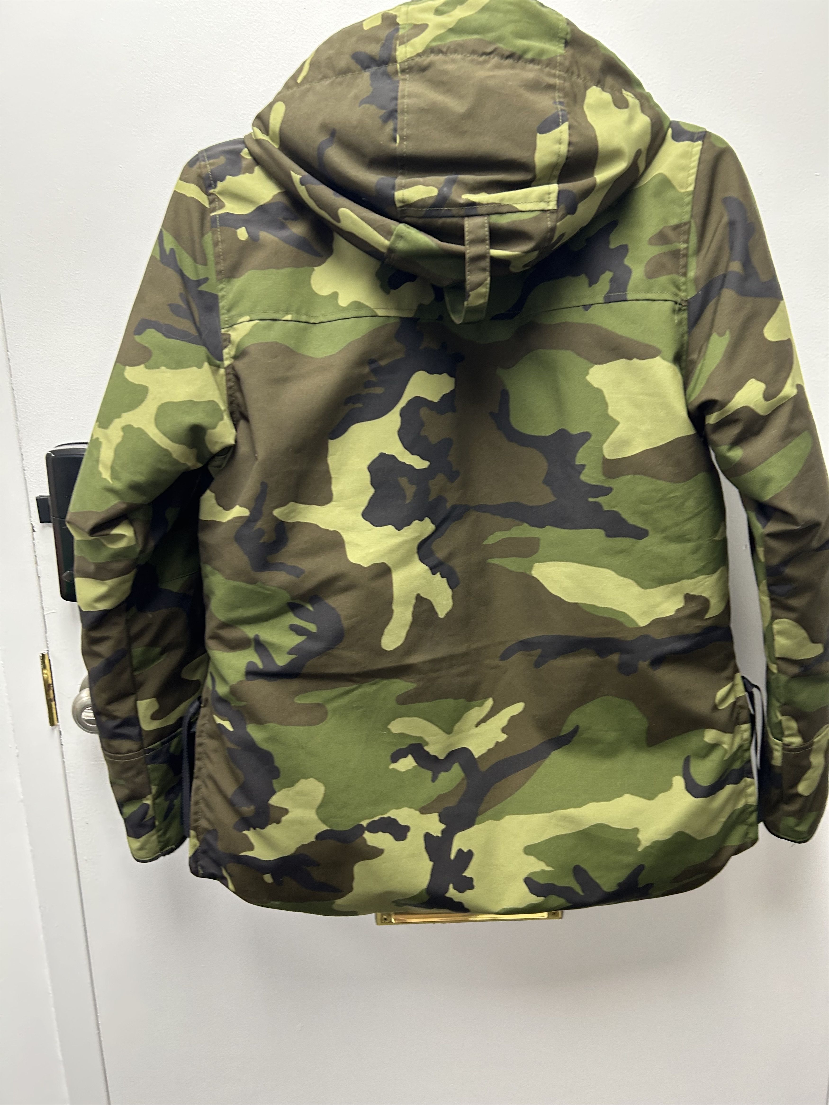 Canada Goose CANADA GOOSE MAITLAND PARKA WOODLAND CAMO Size US M / EU 48-50 / 2 - 7 Thumbnail