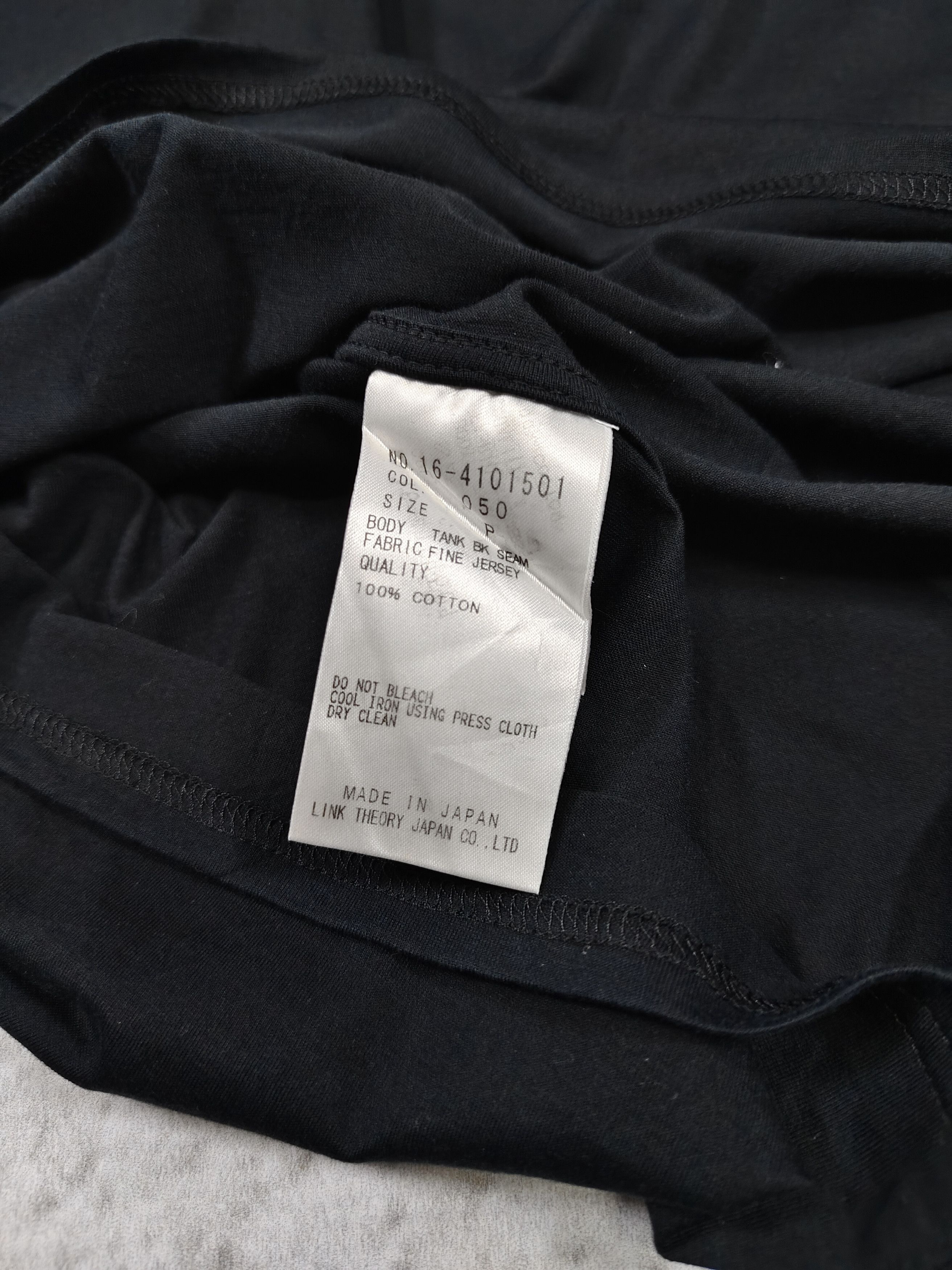 Helmut Lang Helmut Lang- Minimalist Clean Essential Black Tank Top Size S / US 4 / IT 40 - 8 Thumbnail