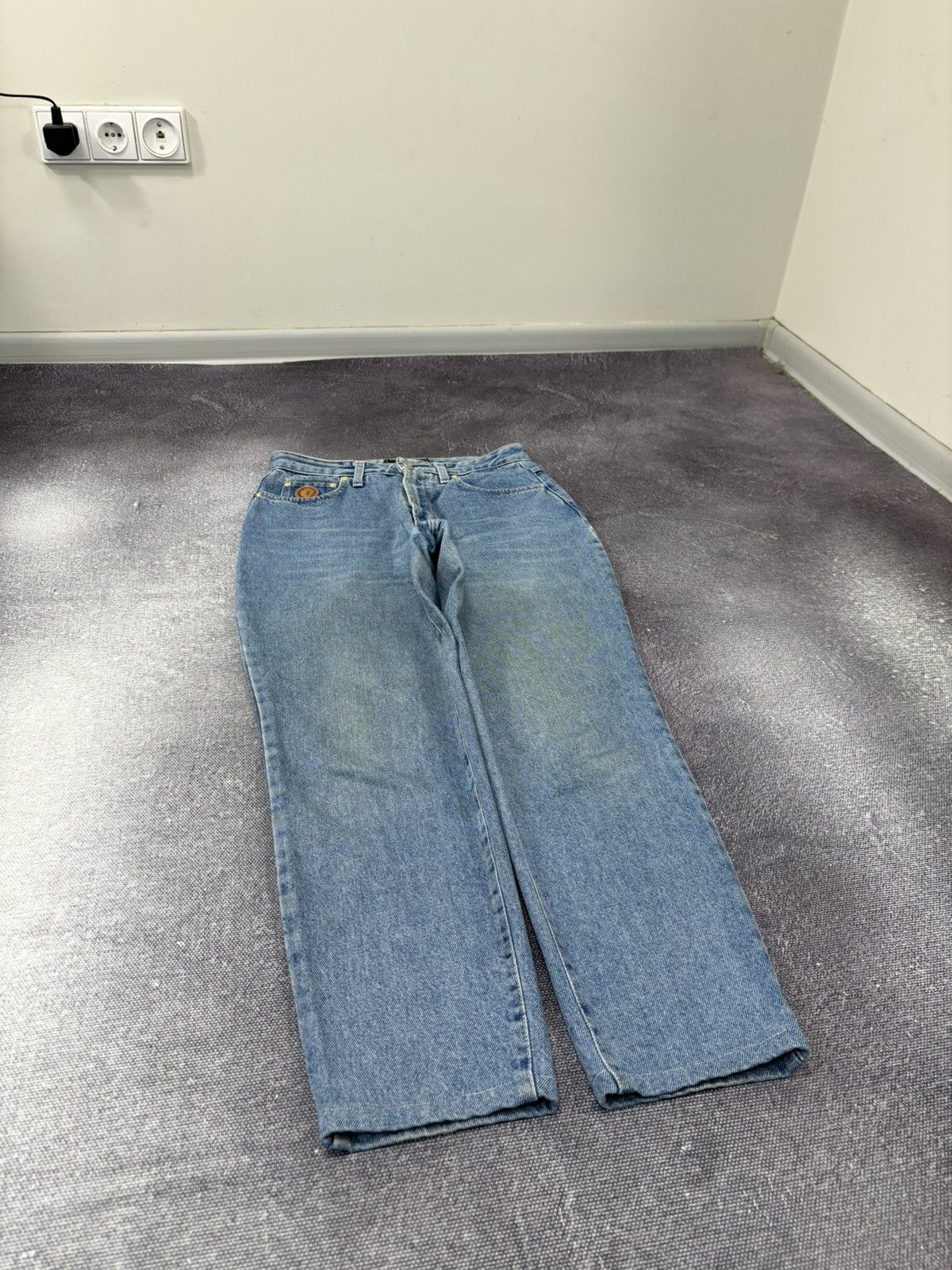 Trussardi Vintage Trussardi Women’s Straight Fit Italian Denim Jeans Size 31" - 8 Thumbnail
