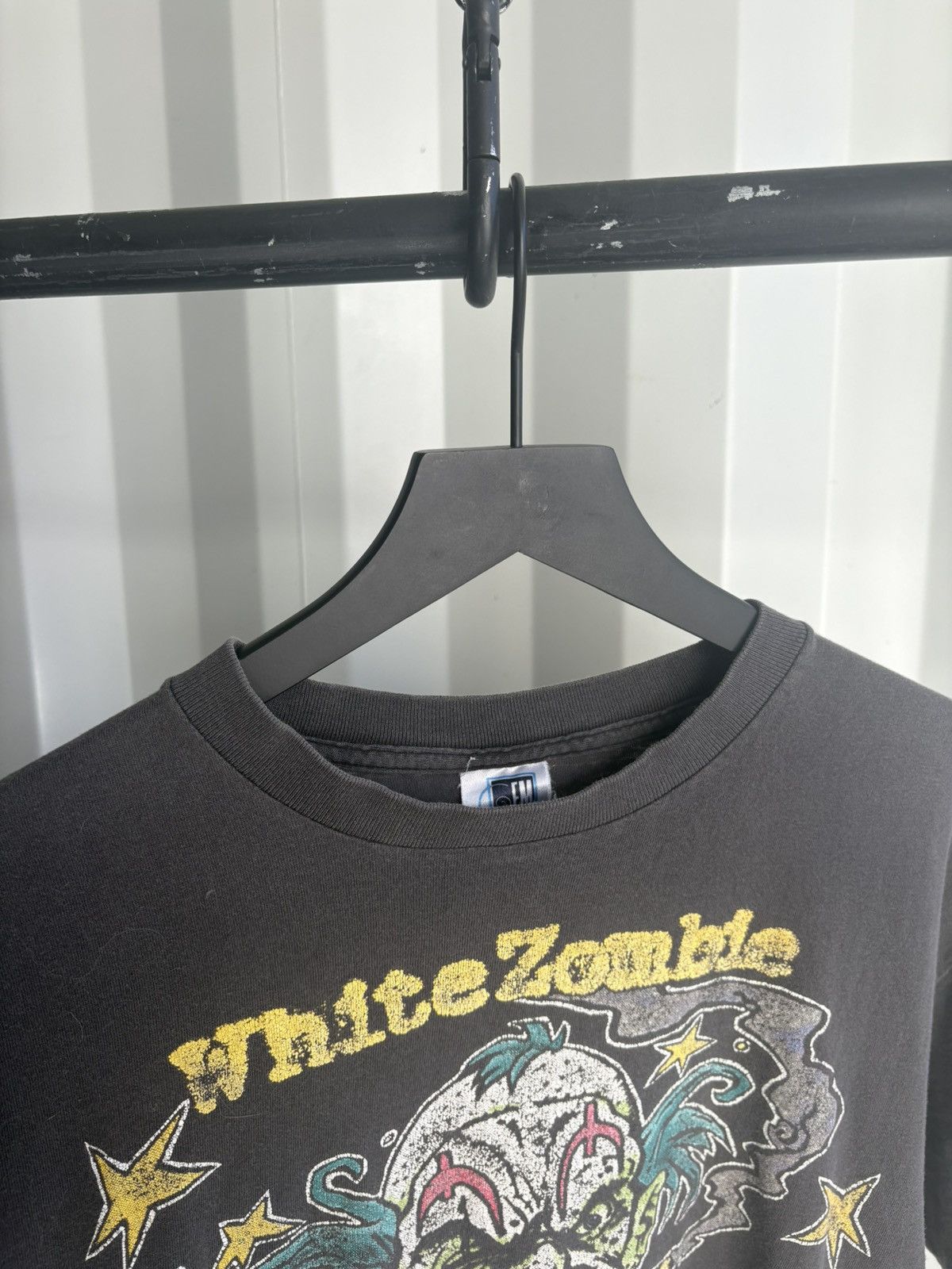 Band Tees Vintage White Zombie Shirt Faded Distressed GRUNGE Band Size US XL / EU 56 / 4 - 5 Thumbnail