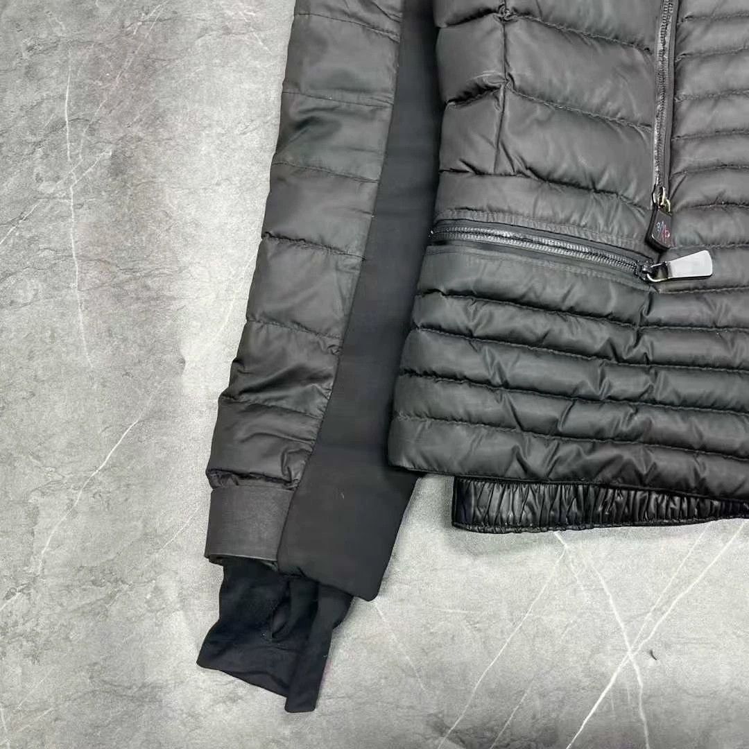 Moncler moncler ski series zip sleeve down jacket Size US S / EU 44-46 / 1 - 9 Thumbnail