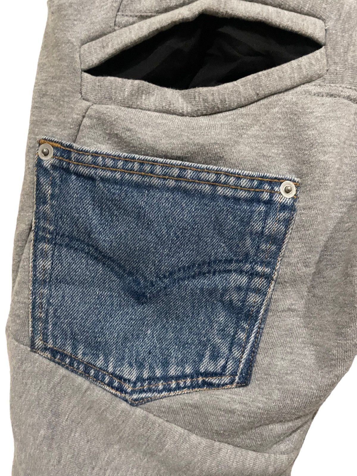 Levi's × Vinti Andrews Vinti Andrews x Levis Collab Rework Distressed Skinny Jeans Size US 28 / EU 44 - 12 Thumbnail